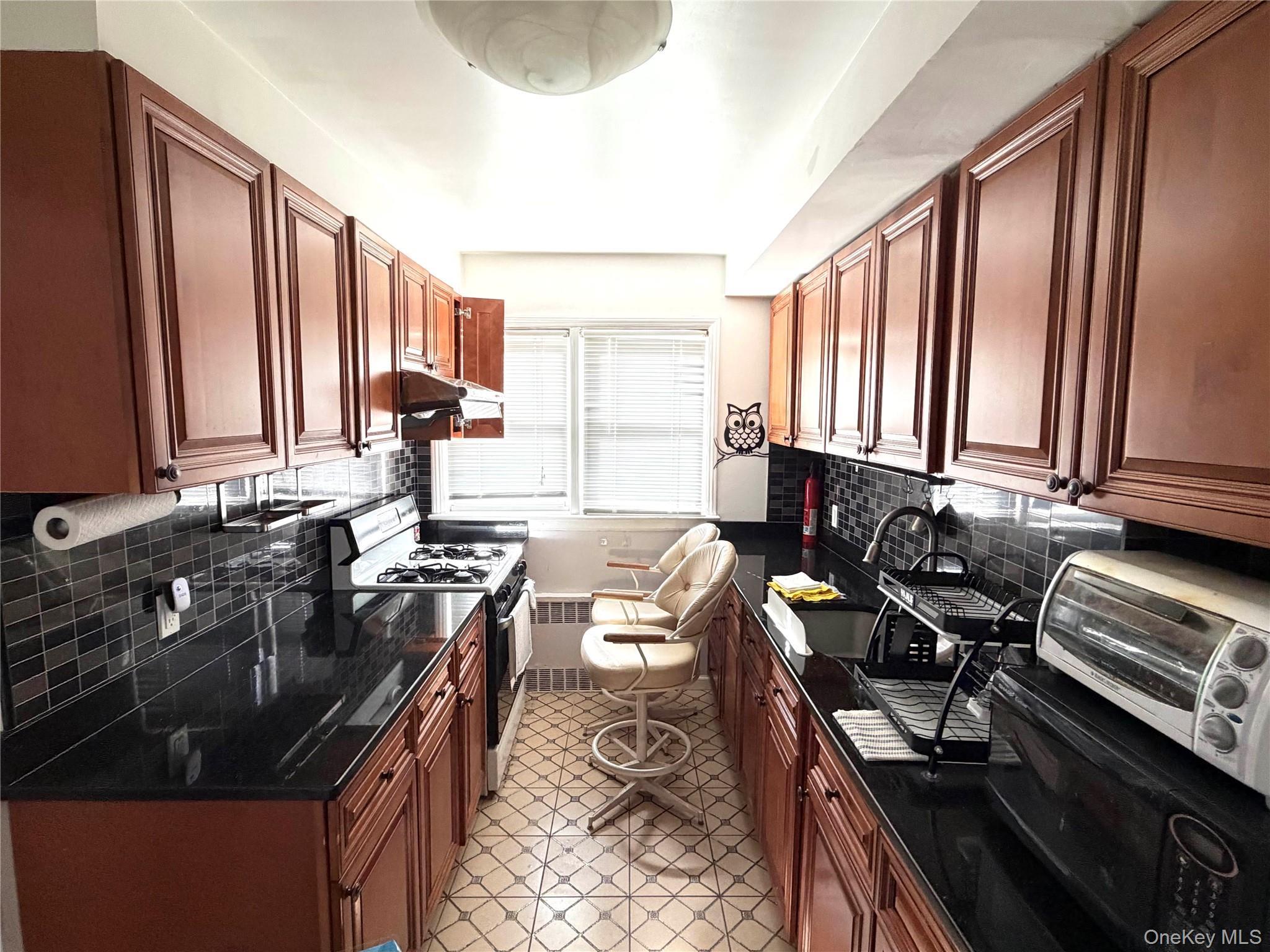 Single Family 77th Queens, NY 11367, MLS-929704-9