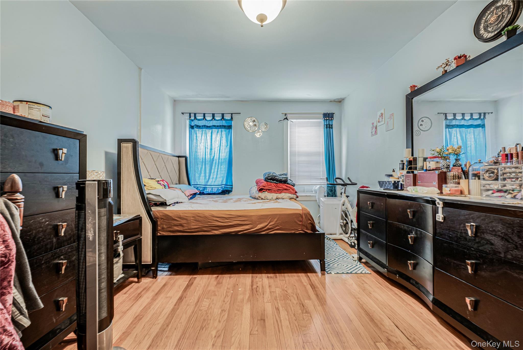 Single Family Troutville  Queens, NY 11434, MLS-929710-13