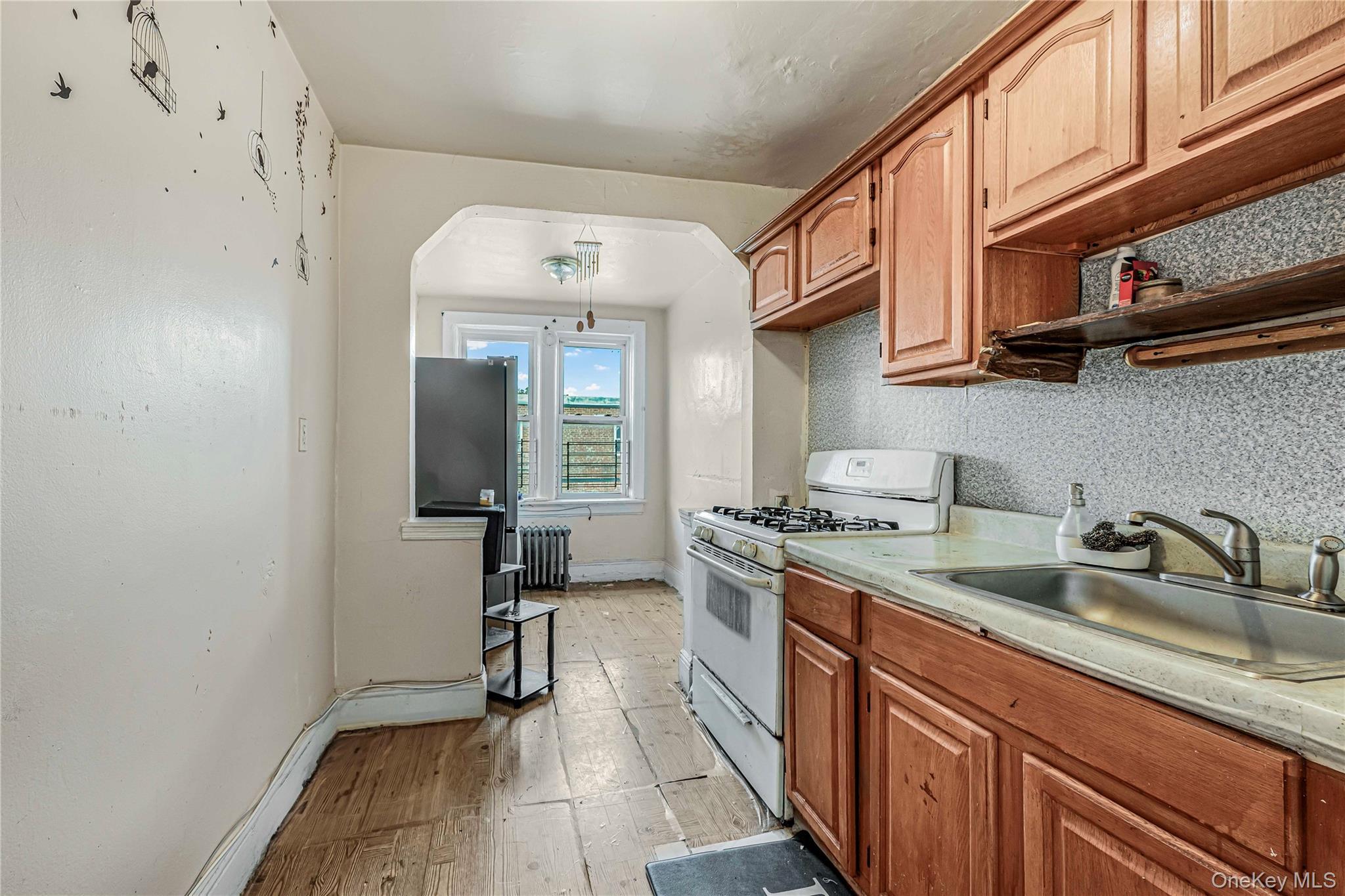 Single Family Troutville  Queens, NY 11434, MLS-929710-33