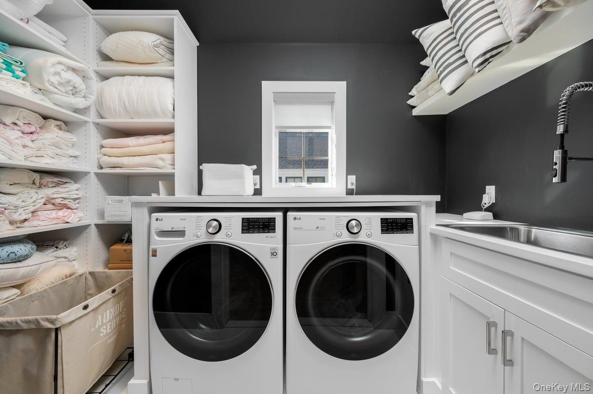 Single Family Primrose Lane Westchester County, NY 10573, MLS-929711-35