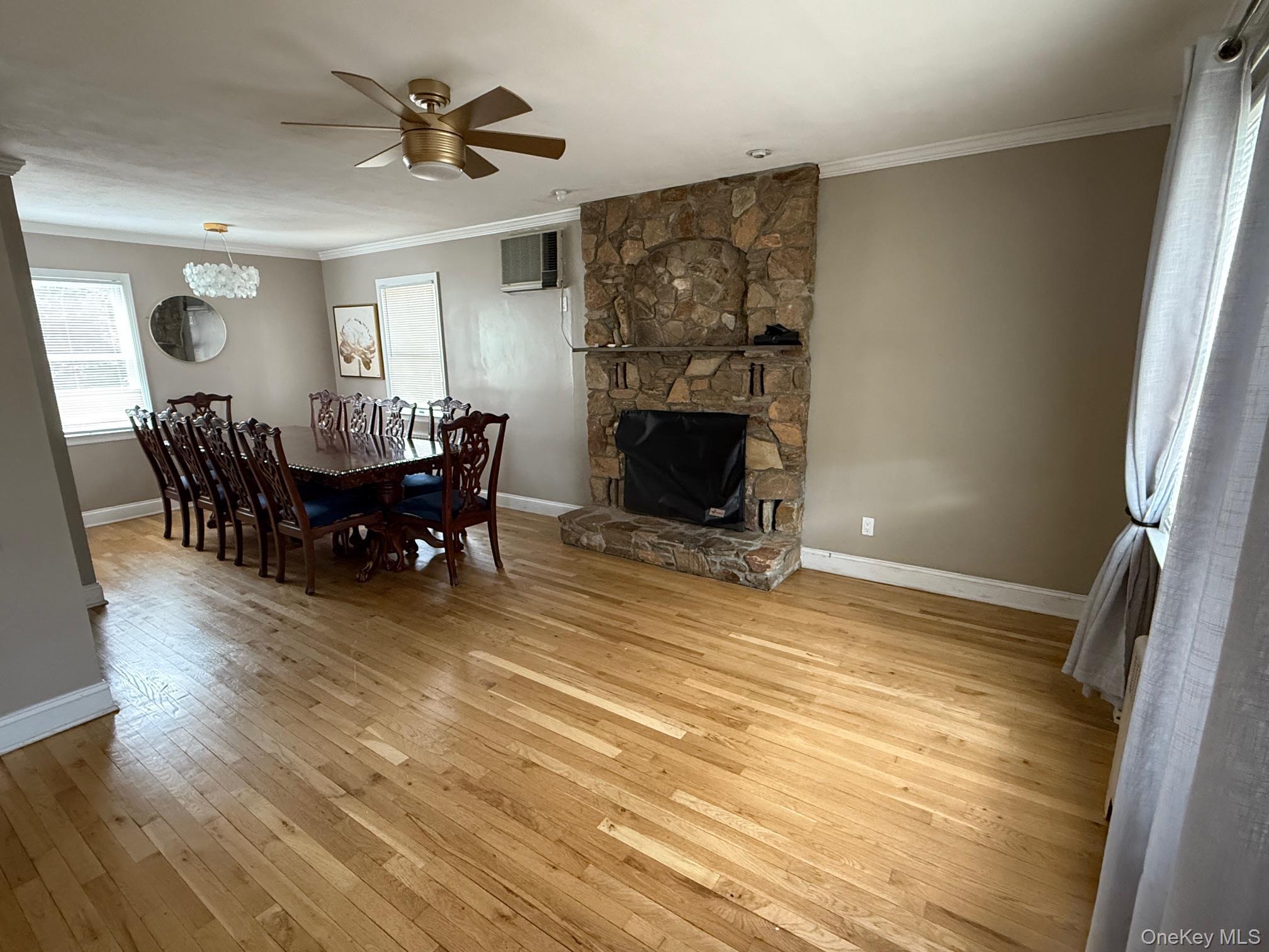 Single Family Guildford  Nassau County, NY 11552, MLS-929718-8