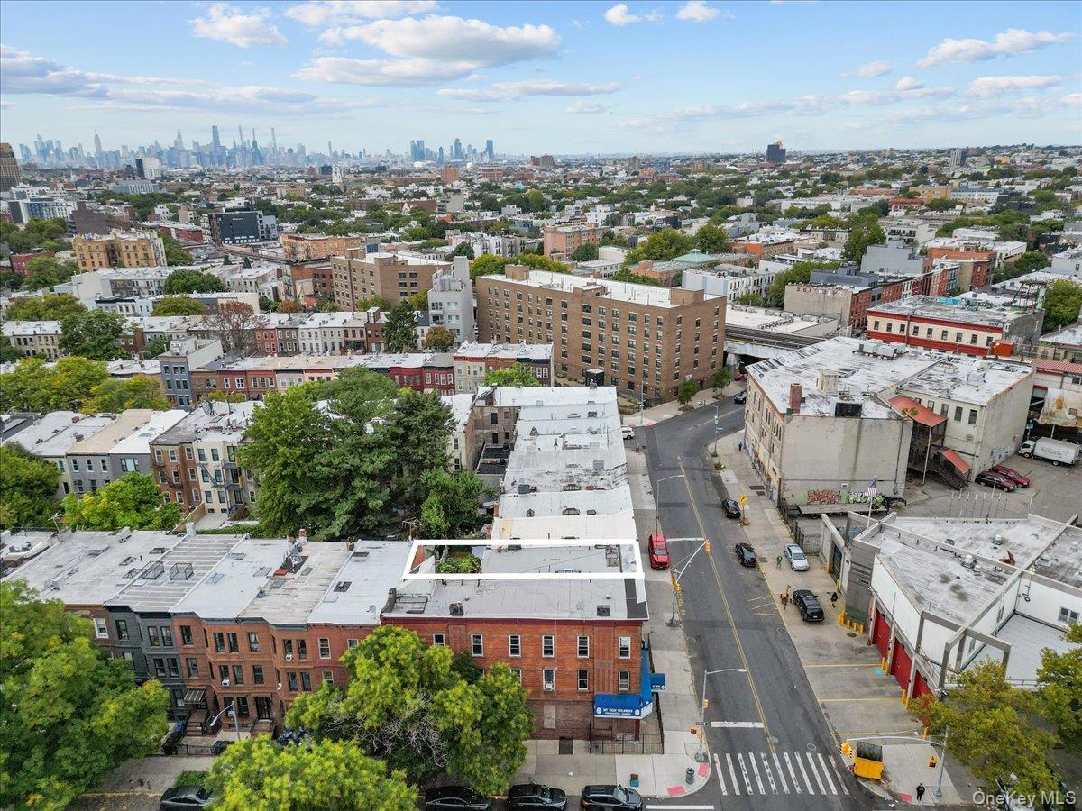 Single Family Rockaway  Brooklyn, NY 11233, MLS-929723-10