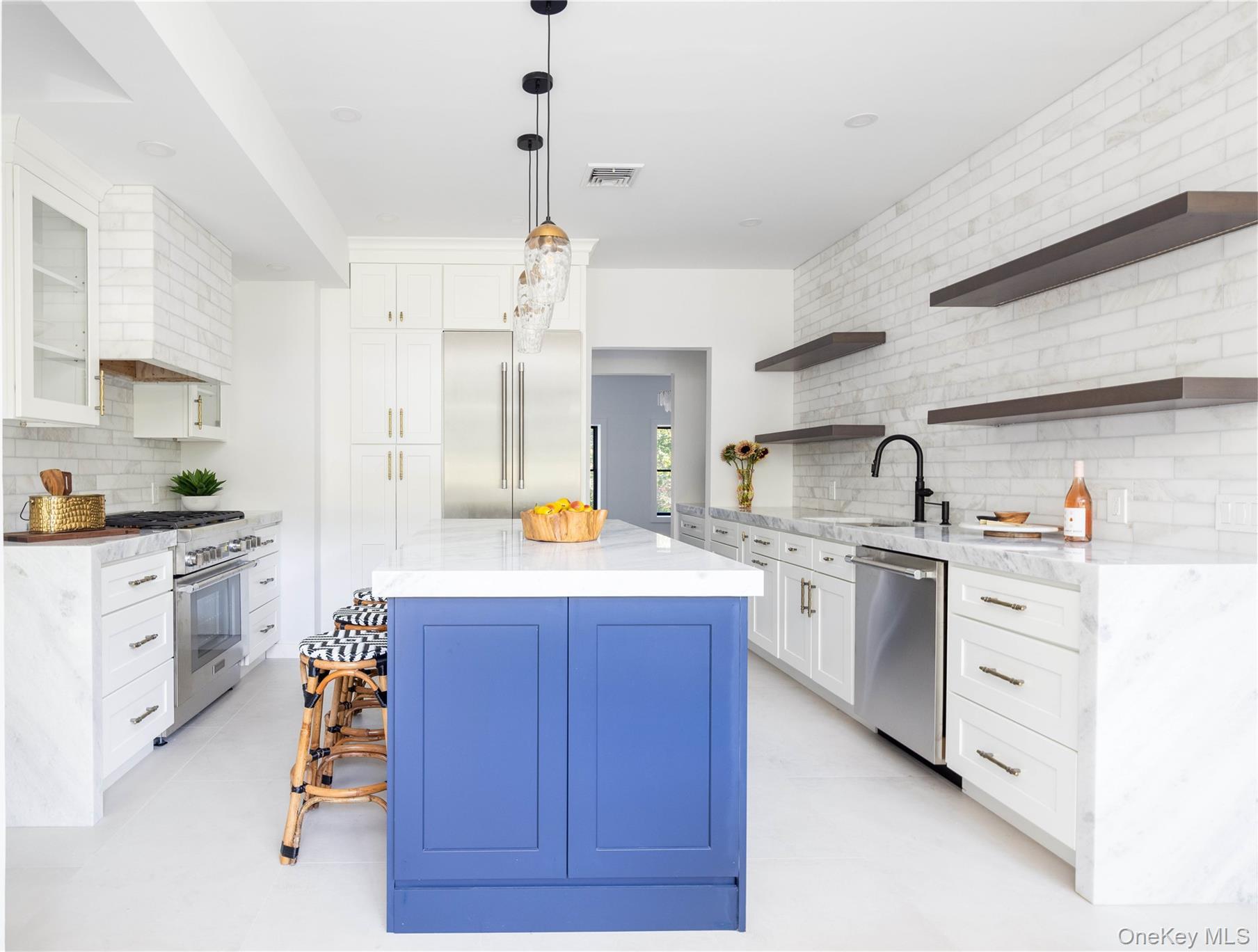 Single Family Eastwood Suffolk County, NY 11935, MLS-929730-11