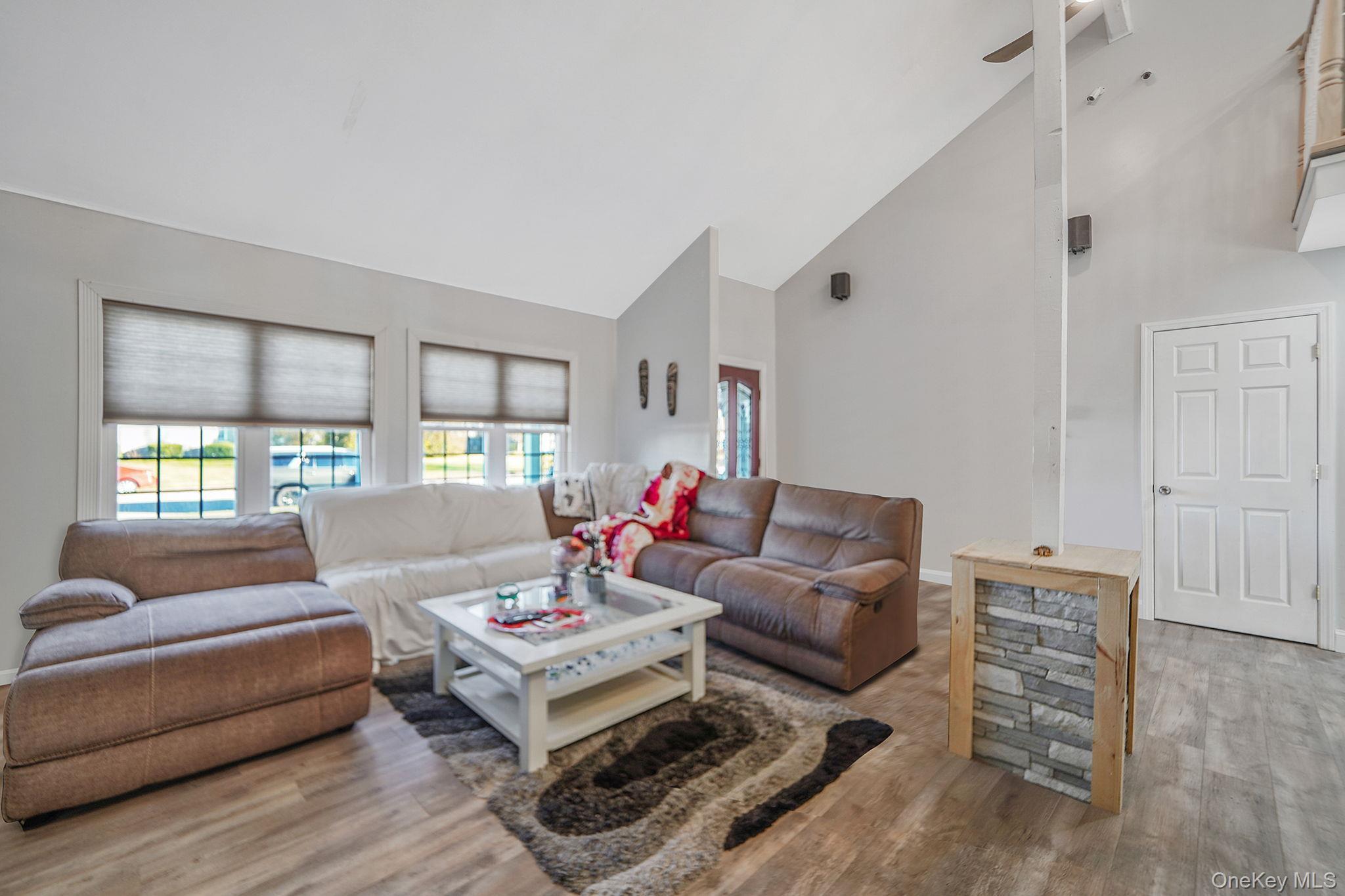 Single Family American  Suffolk County, NY 11727, MLS-929760-5