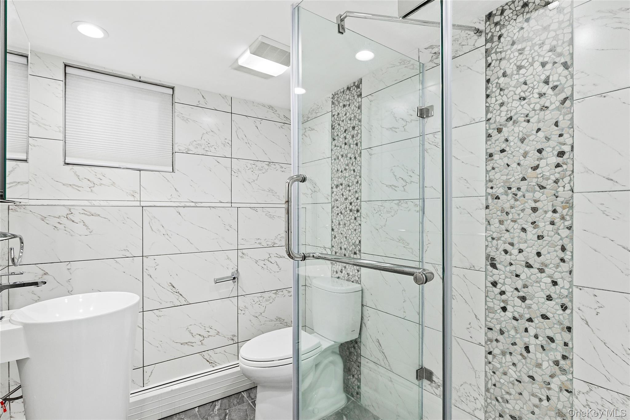 Single Family Eagle Nassau County, NY 11581, MLS-929762-24