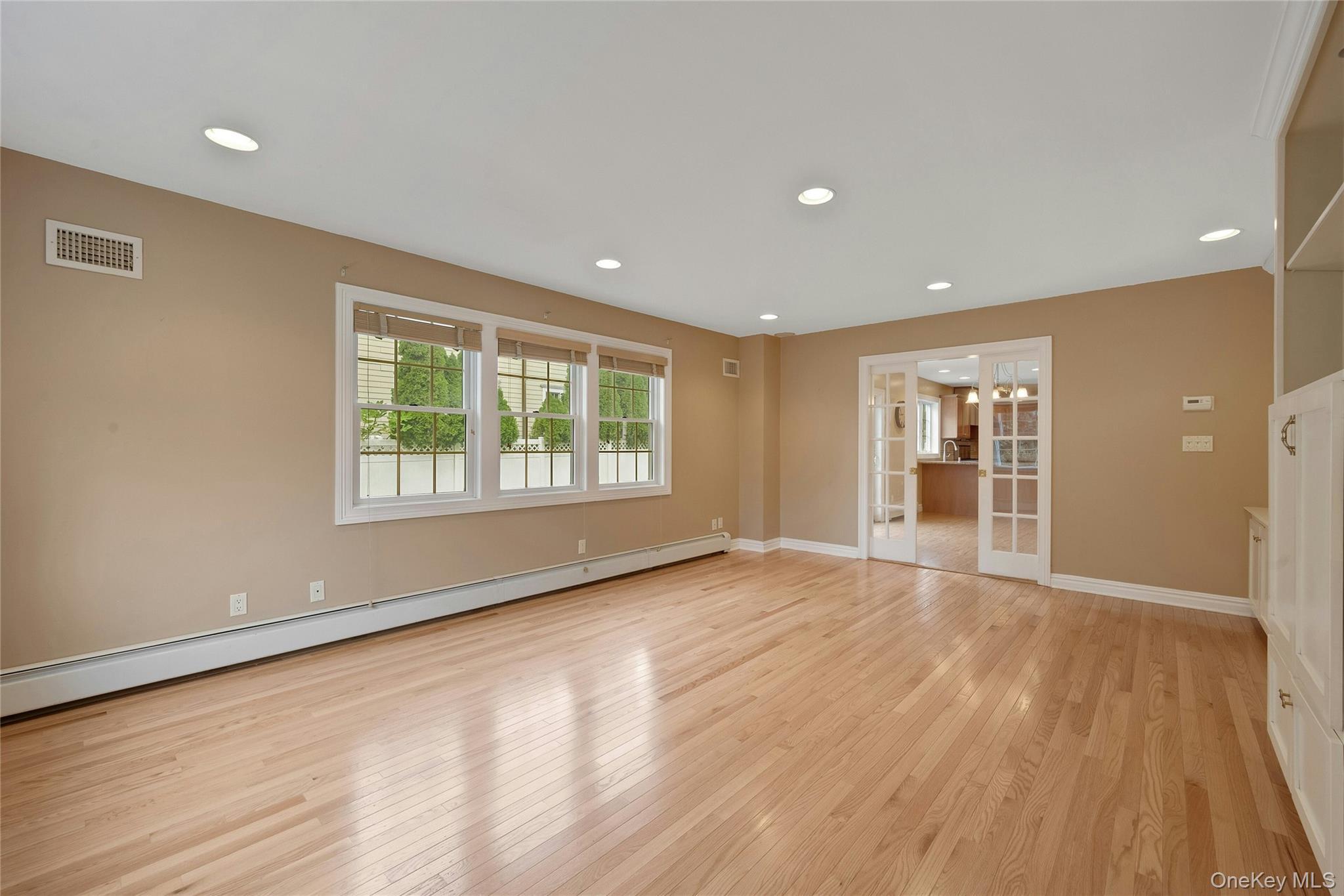 Single Family Clarence  Westchester County, NY 10583, MLS-929765-18