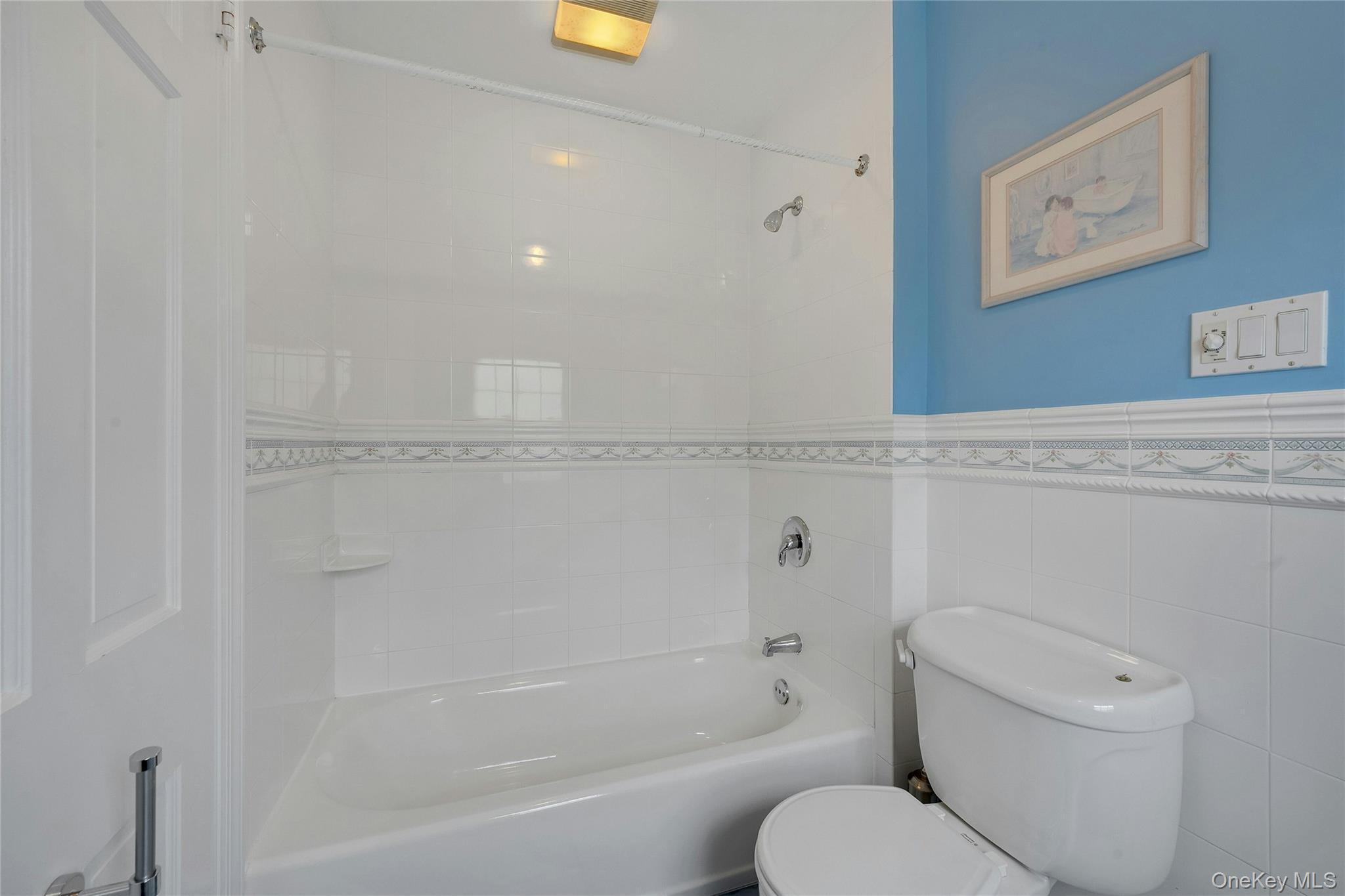 Single Family Clarence  Westchester County, NY 10583, MLS-929765-23