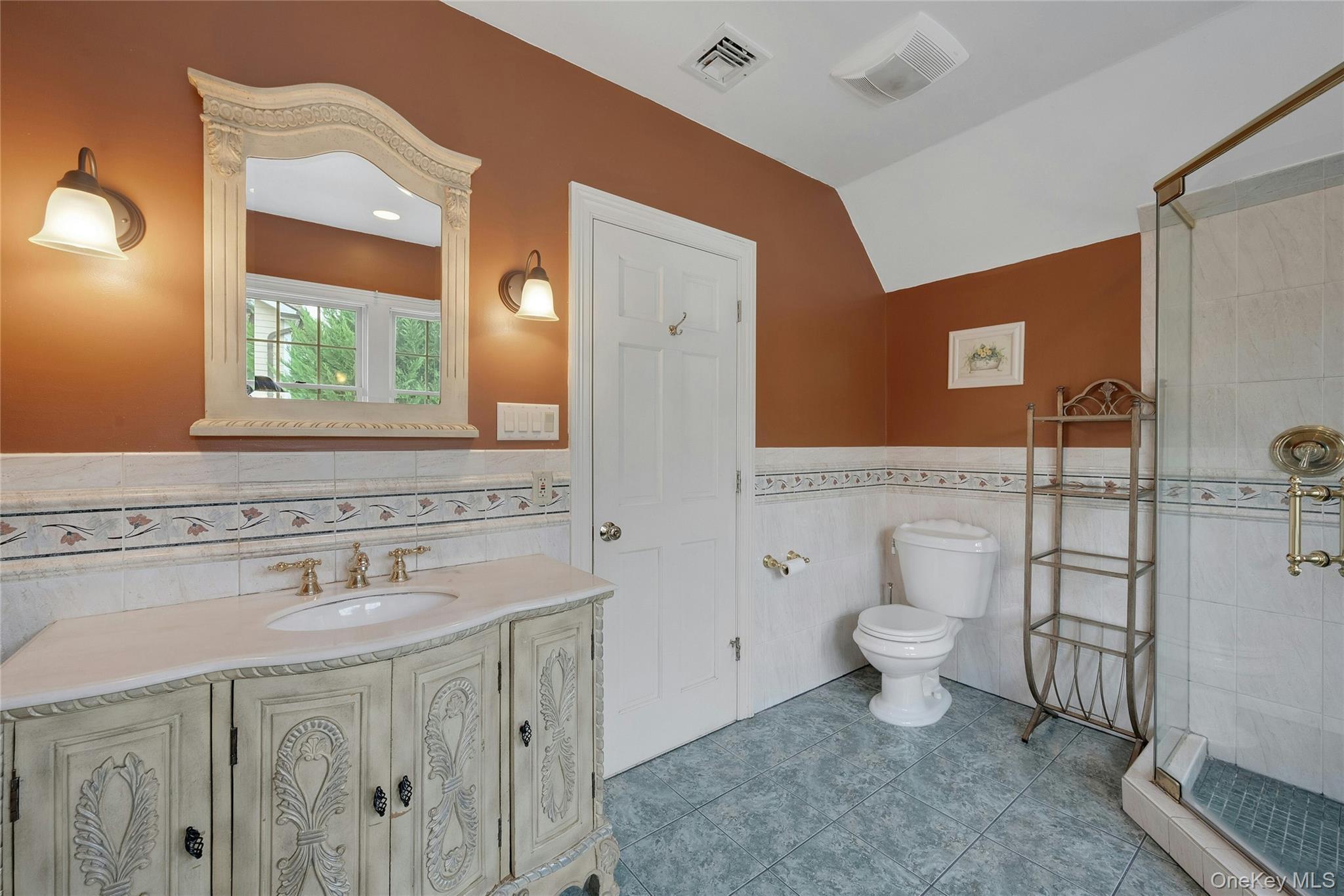 Single Family Clarence  Westchester County, NY 10583, MLS-929765-27