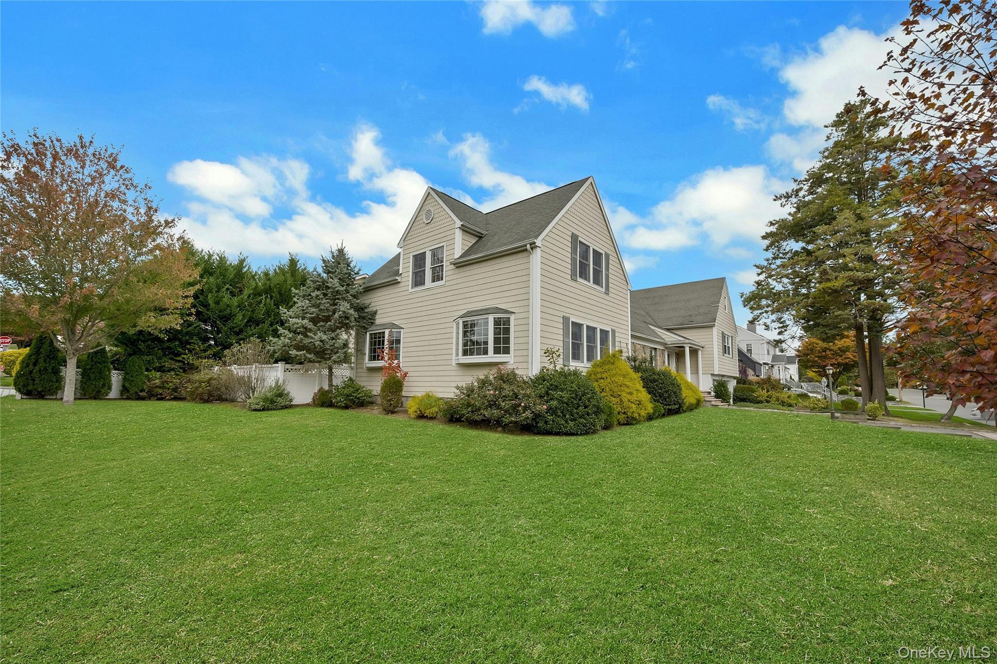 Single Family Clarence  Westchester County, NY 10583, MLS-929765-37