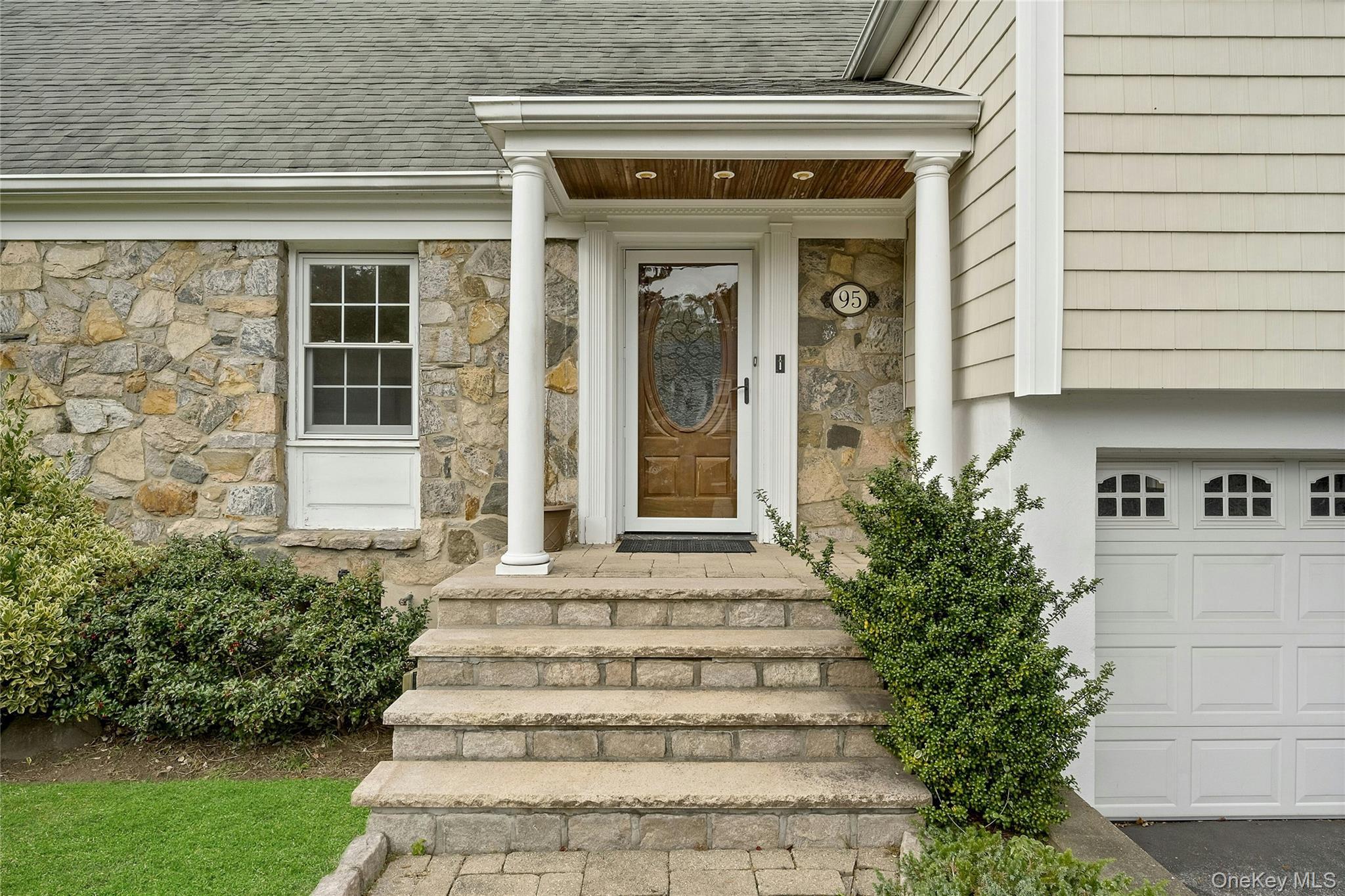 Single Family Clarence  Westchester County, NY 10583, MLS-929765-4