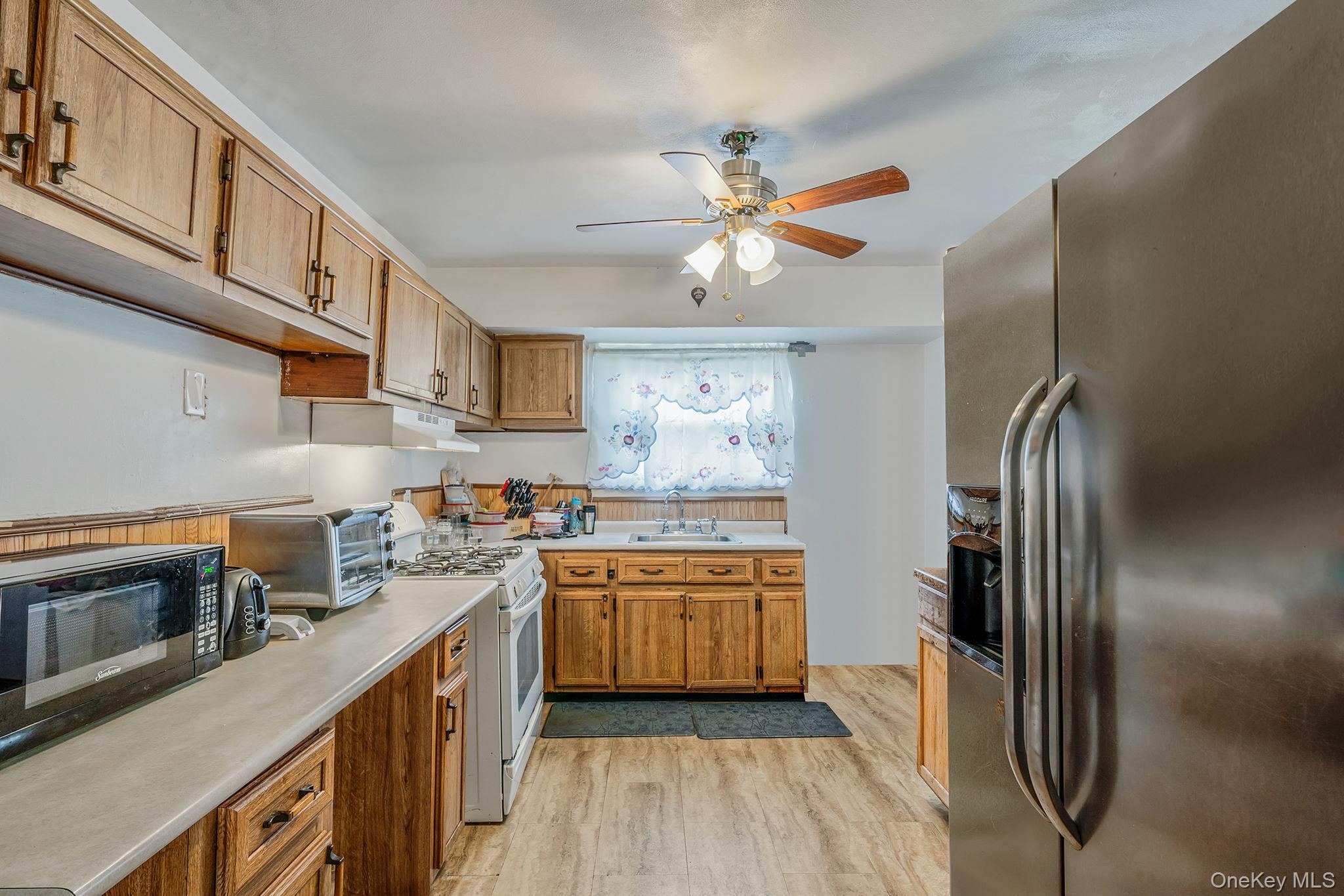 Single Family Devon Suffolk County, NY 11763, MLS-929767-10