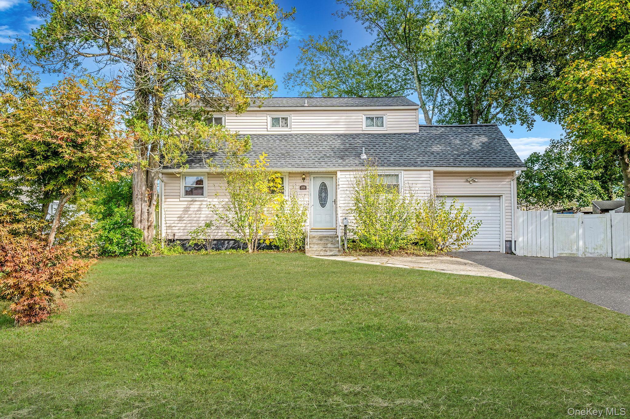 Single Family Devon Suffolk County, NY 11763, MLS-929767-2