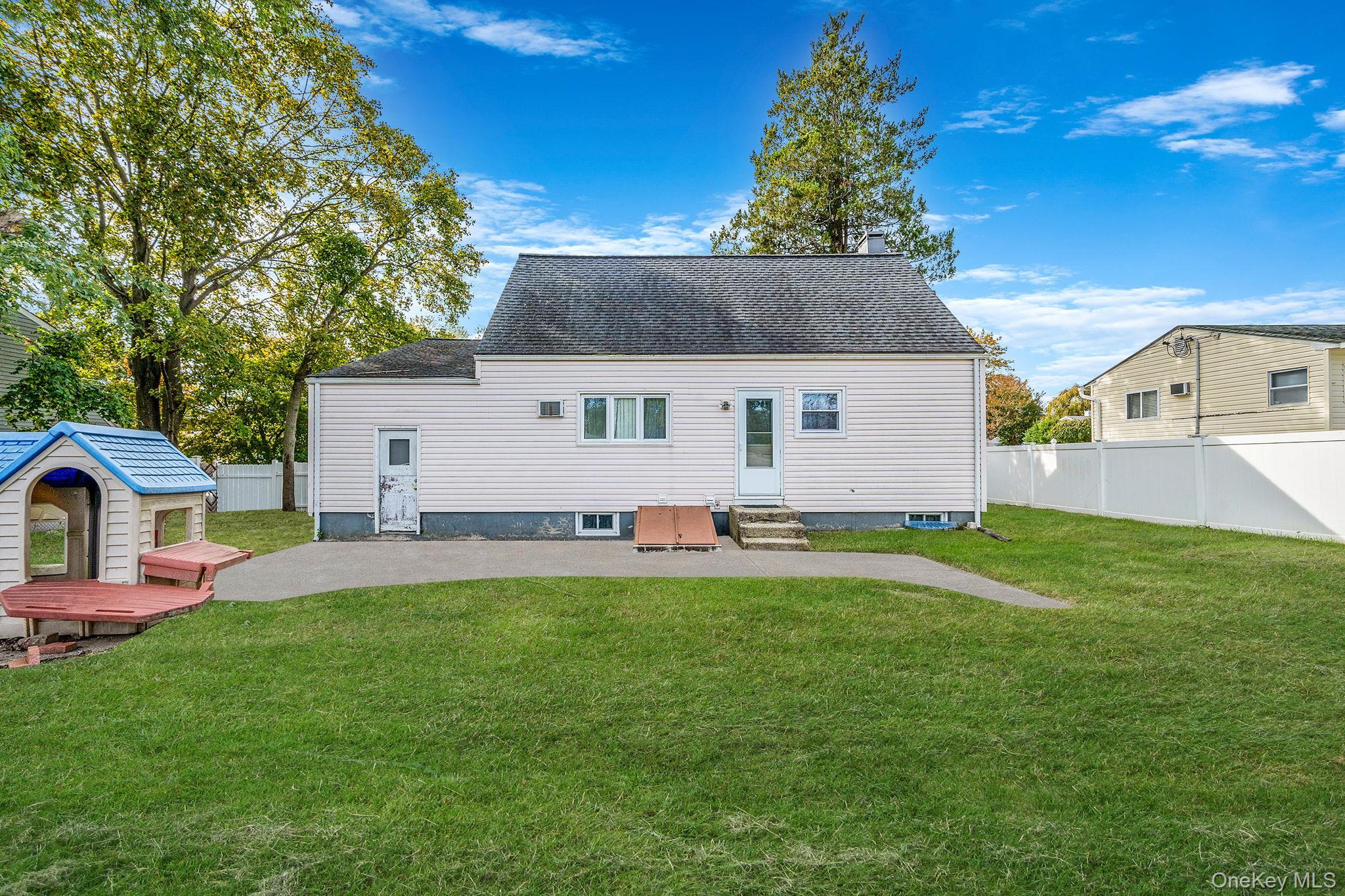 Single Family Devon Suffolk County, NY 11763, MLS-929767-23