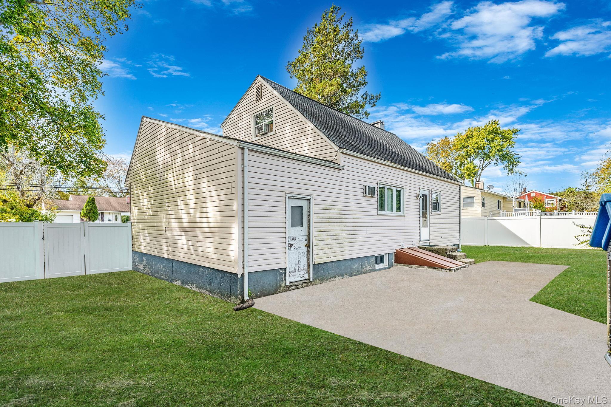 Single Family Devon Suffolk County, NY 11763, MLS-929767-24