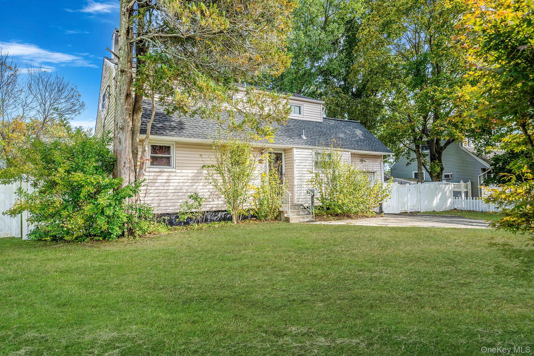 Single Family Devon Suffolk County, NY 11763, MLS-929767-3