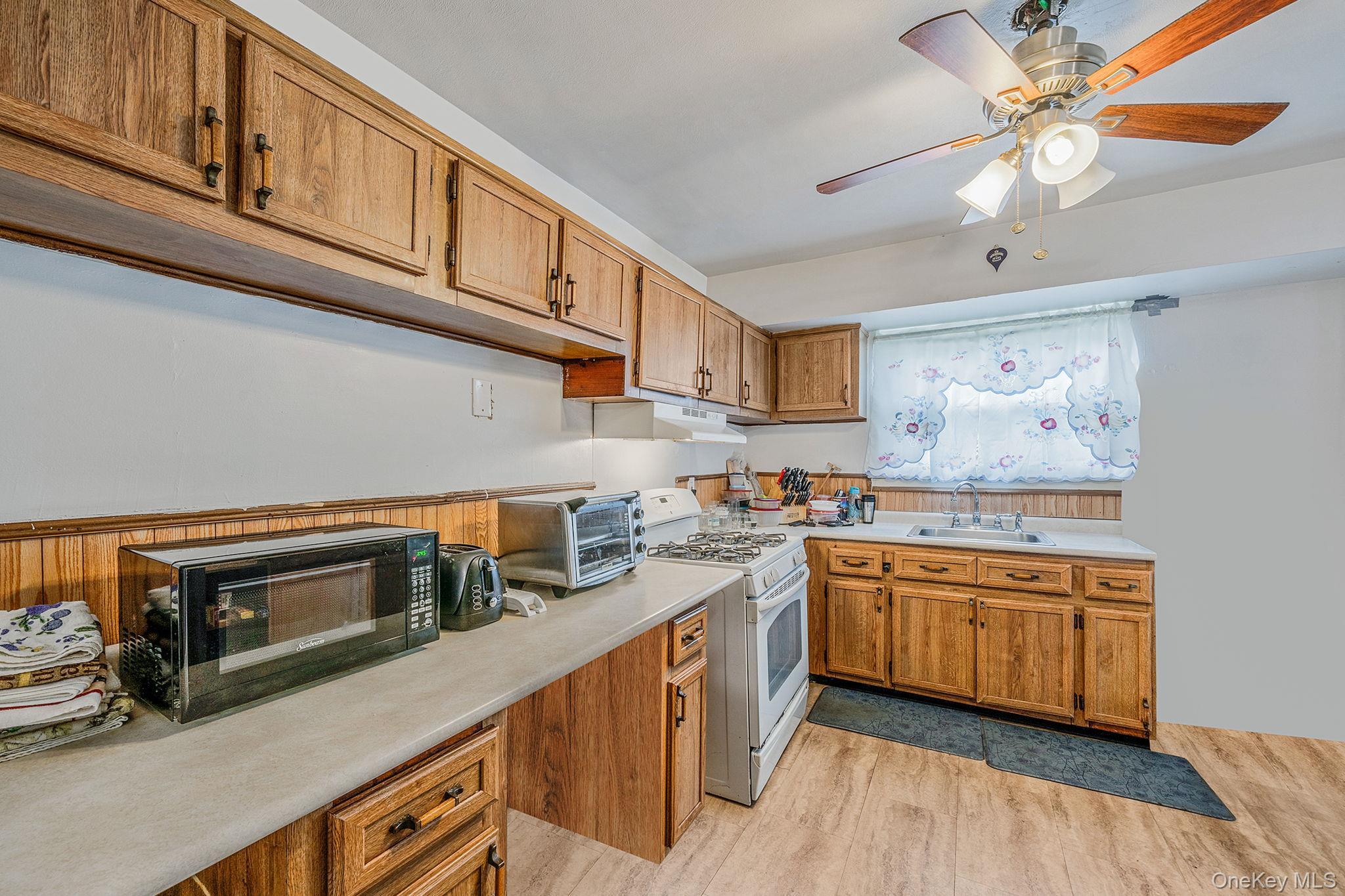 Single Family Devon Suffolk County, NY 11763, MLS-929767-8