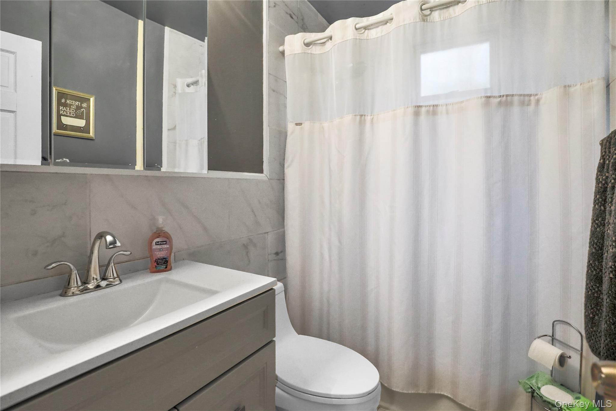 Single Family Berkshire  Nassau County, NY 11566, MLS-929770-14