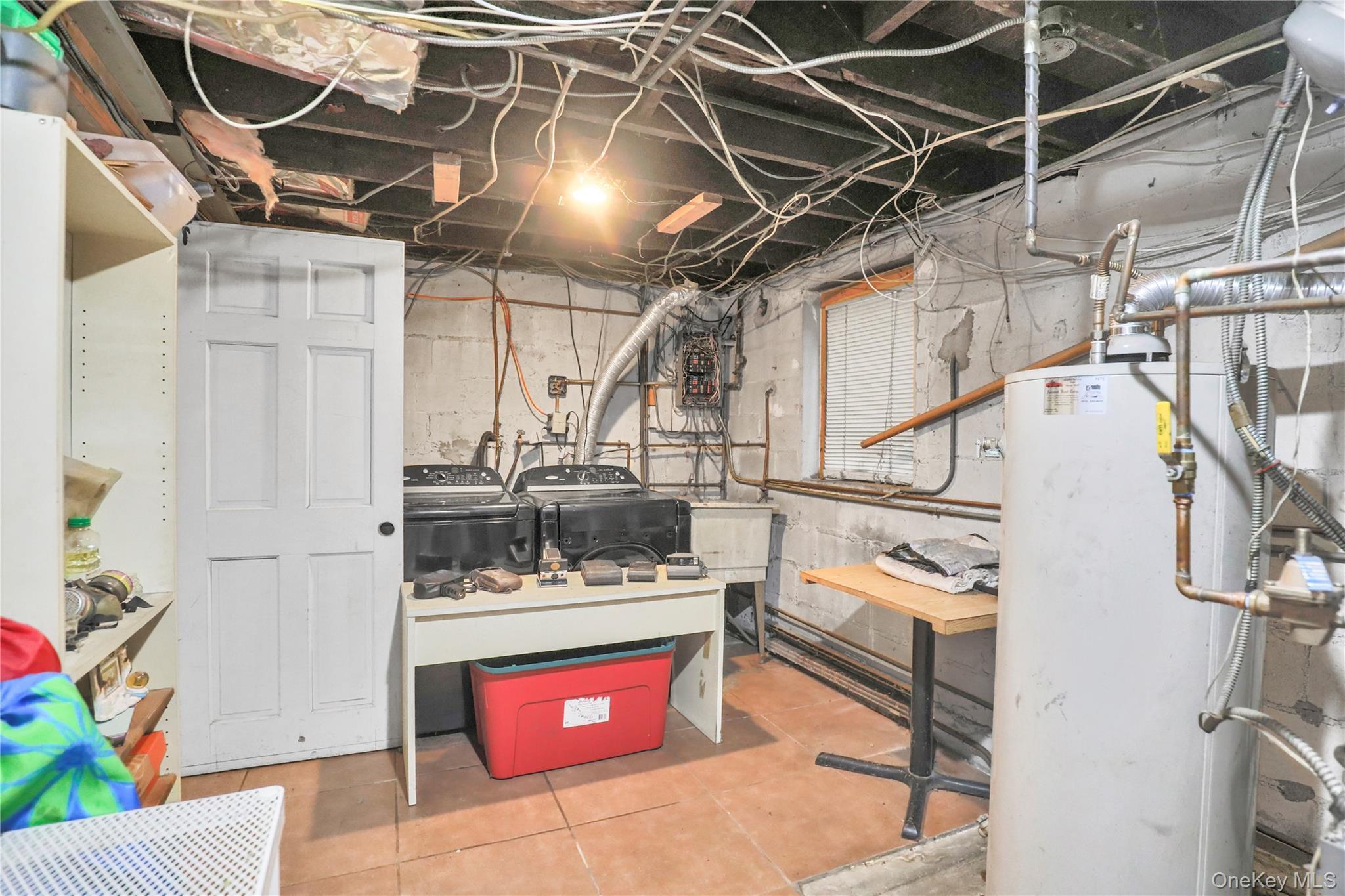 Single Family Berkshire  Nassau County, NY 11566, MLS-929770-22