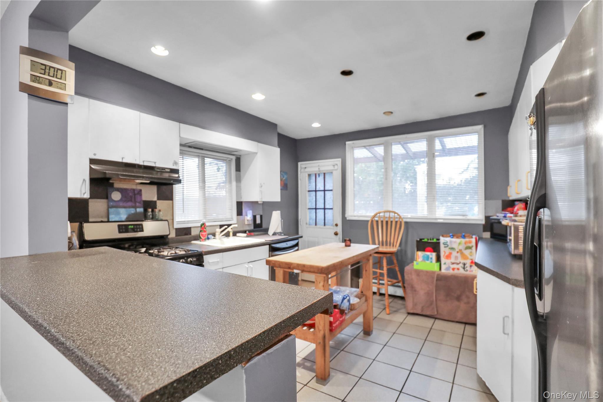 Single Family Berkshire  Nassau County, NY 11566, MLS-929770-9