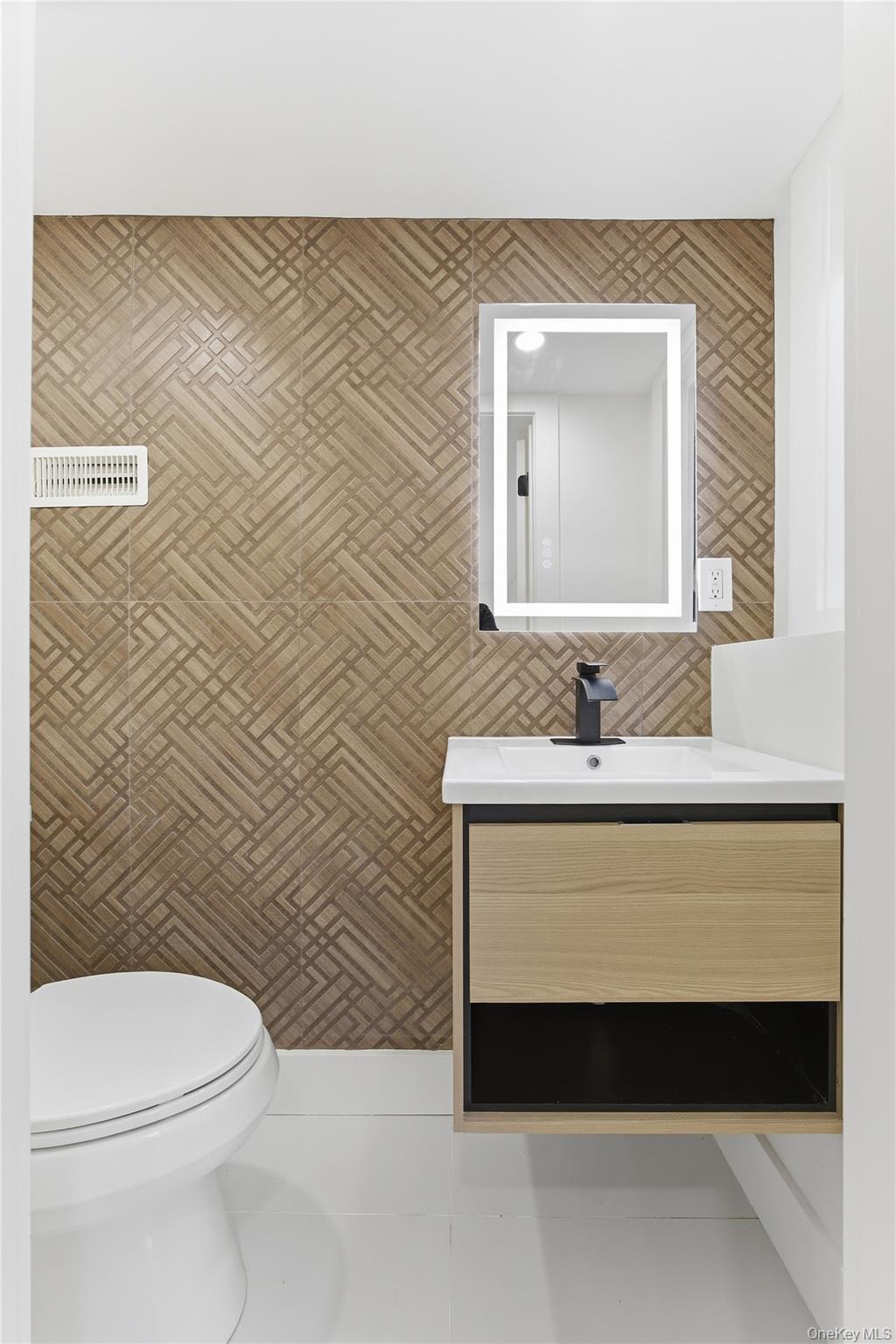 Single Family Orient  Nassau County, NY 11590, MLS-929783-13