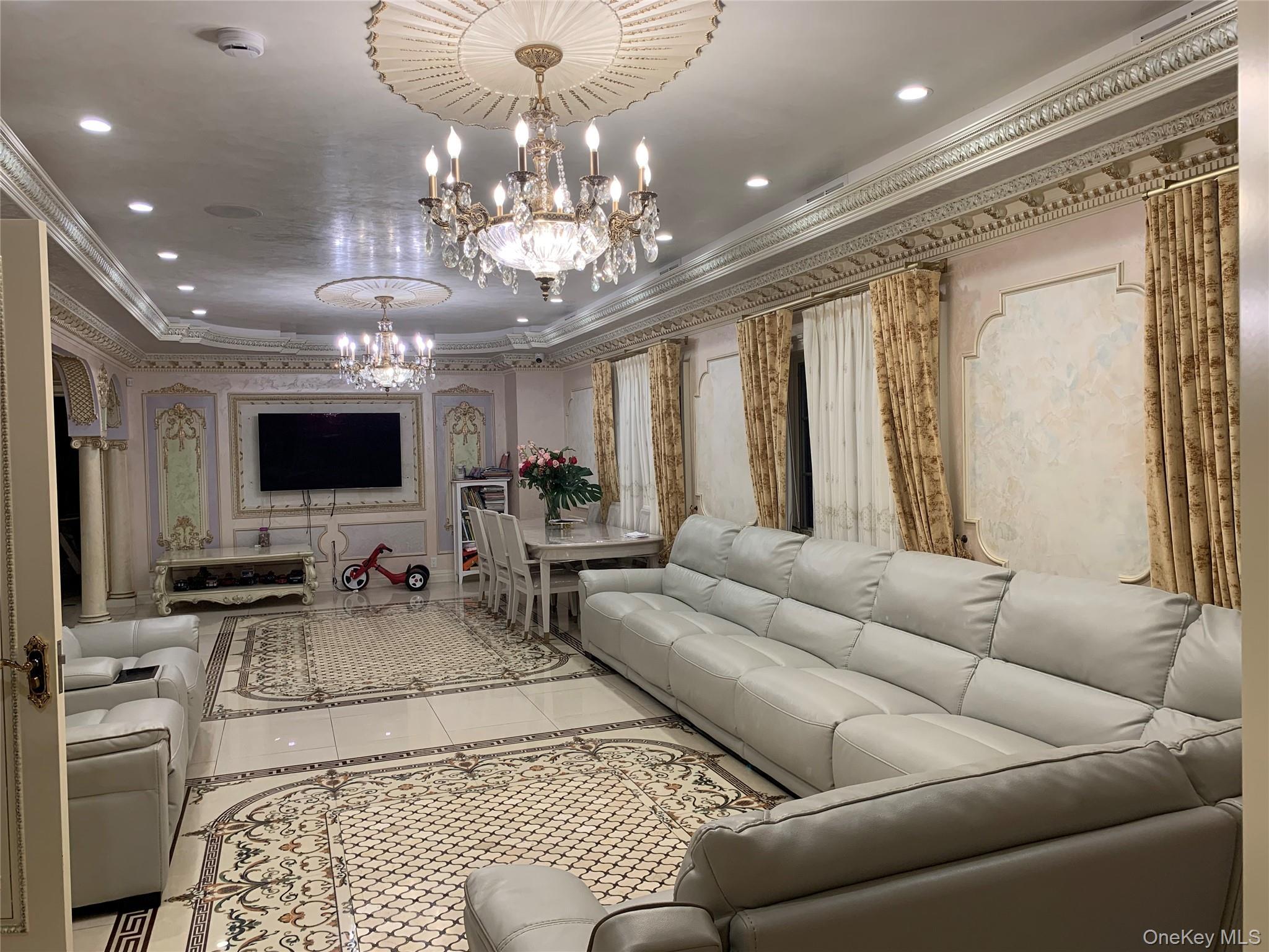 Single Family 80rd  Queens, NY 11432, MLS-929788-2