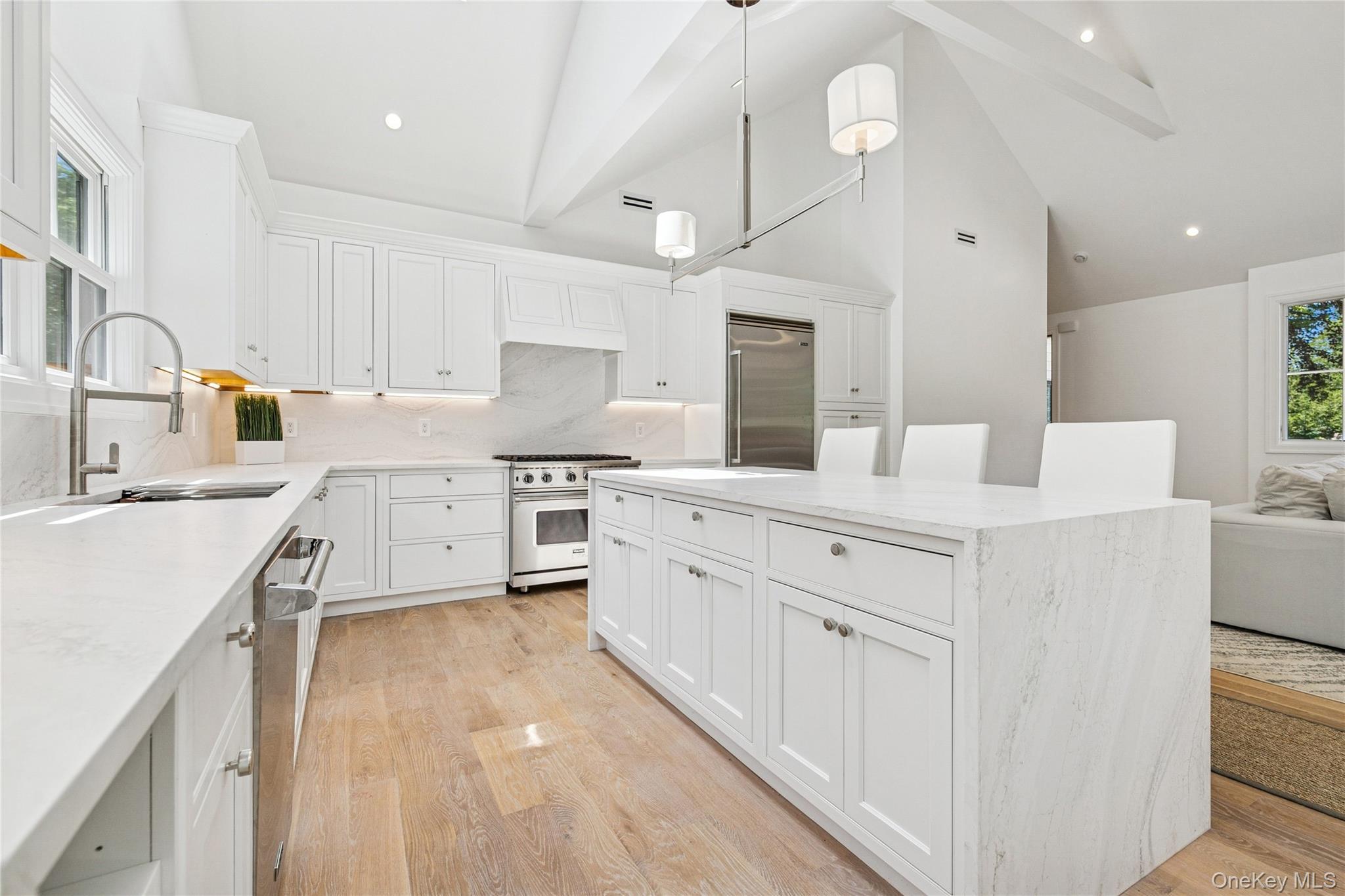 Single Family Walker Suffolk County, NY 11942, MLS-929800-22