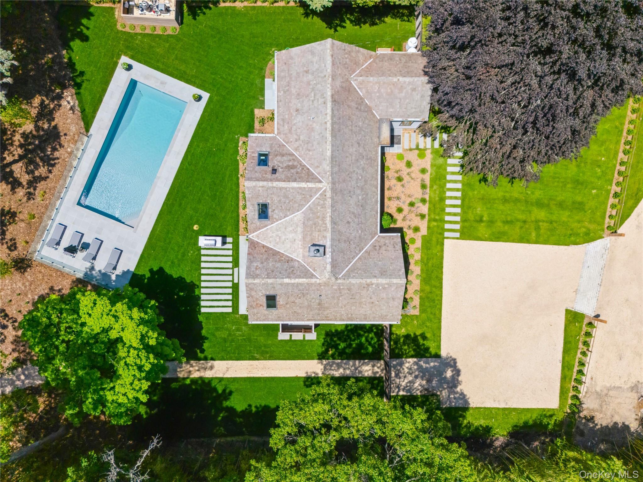 Single Family Walker Suffolk County, NY 11942, MLS-929800-30