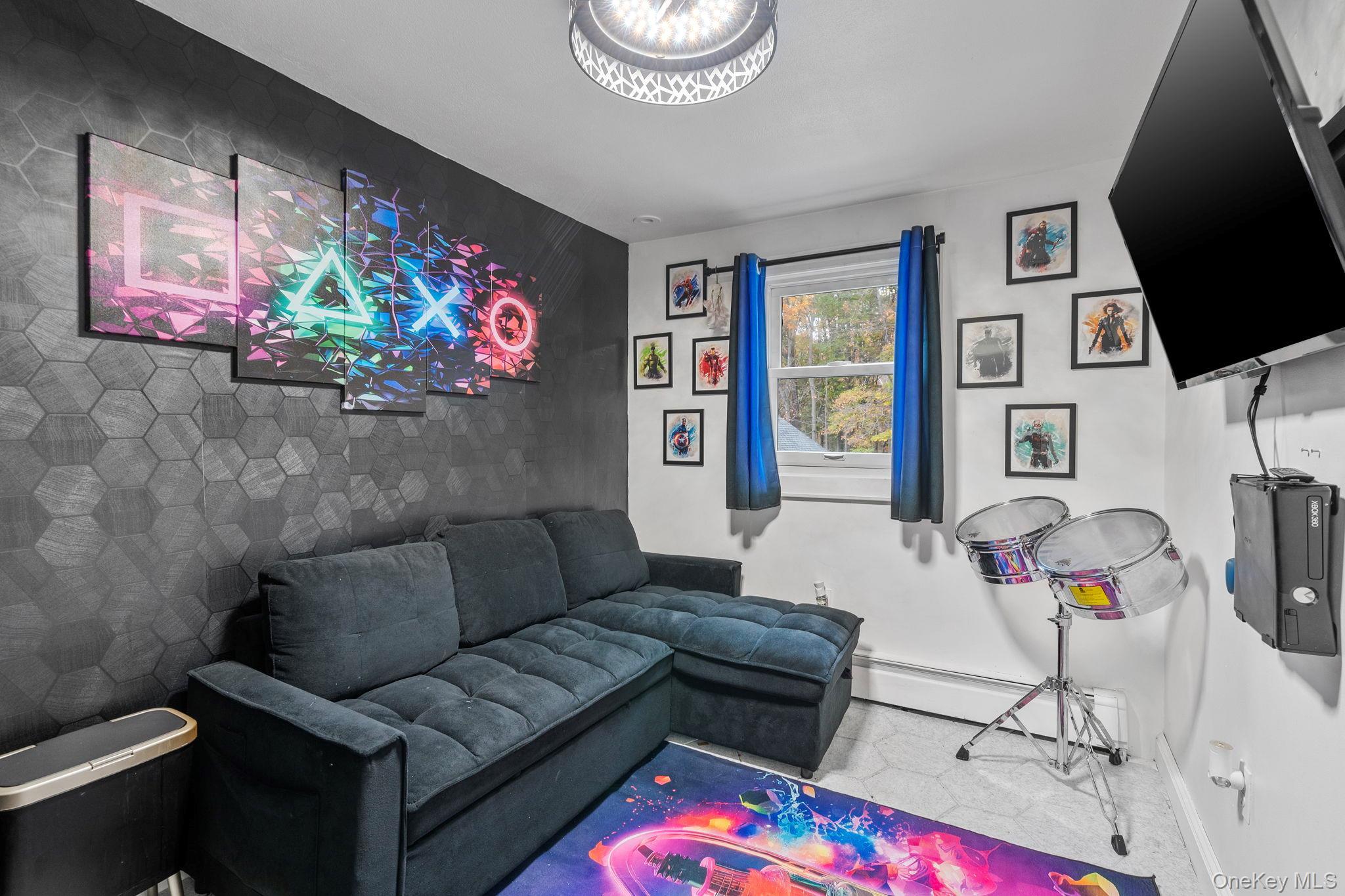 Single Family Fostertown  Orange County, NY 12550, MLS-929814-22