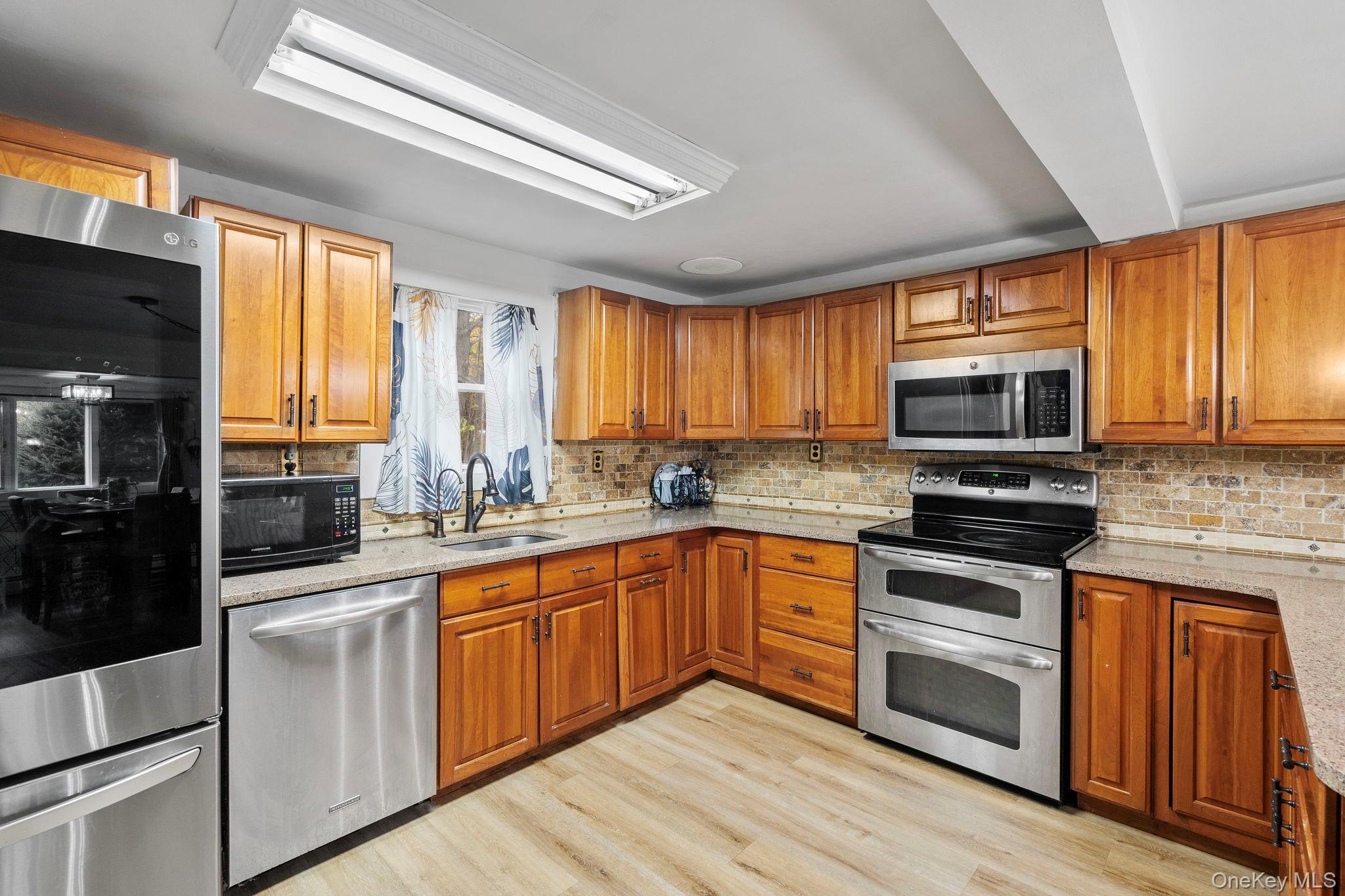 Single Family Fostertown  Orange County, NY 12550, MLS-929814-7