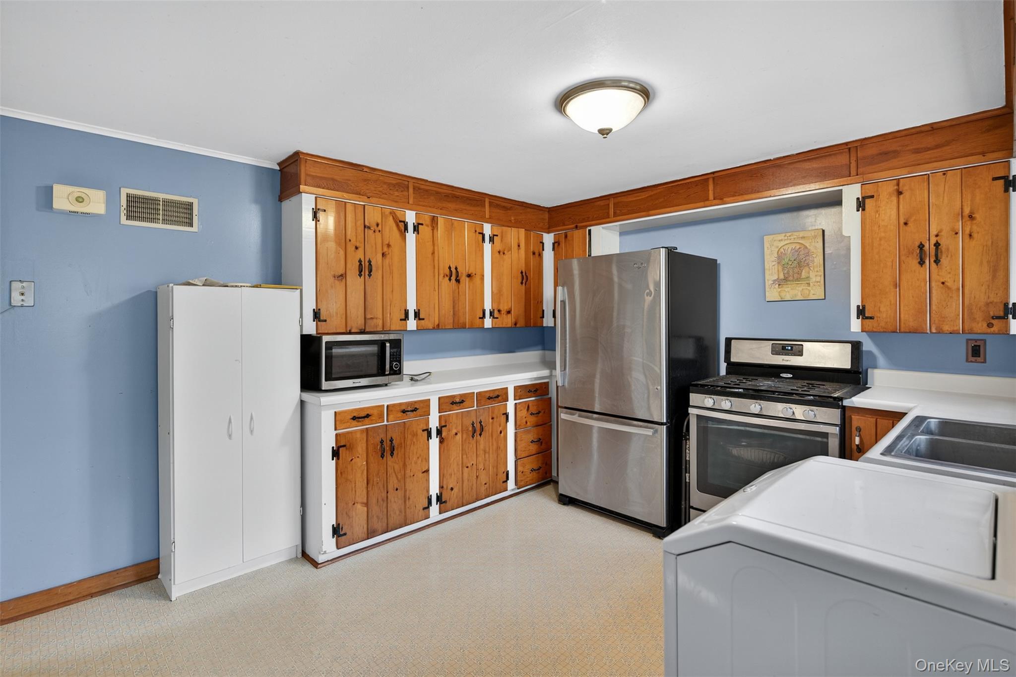 Single Family Rossway Dutchess County, NY 12569, MLS-929818-7