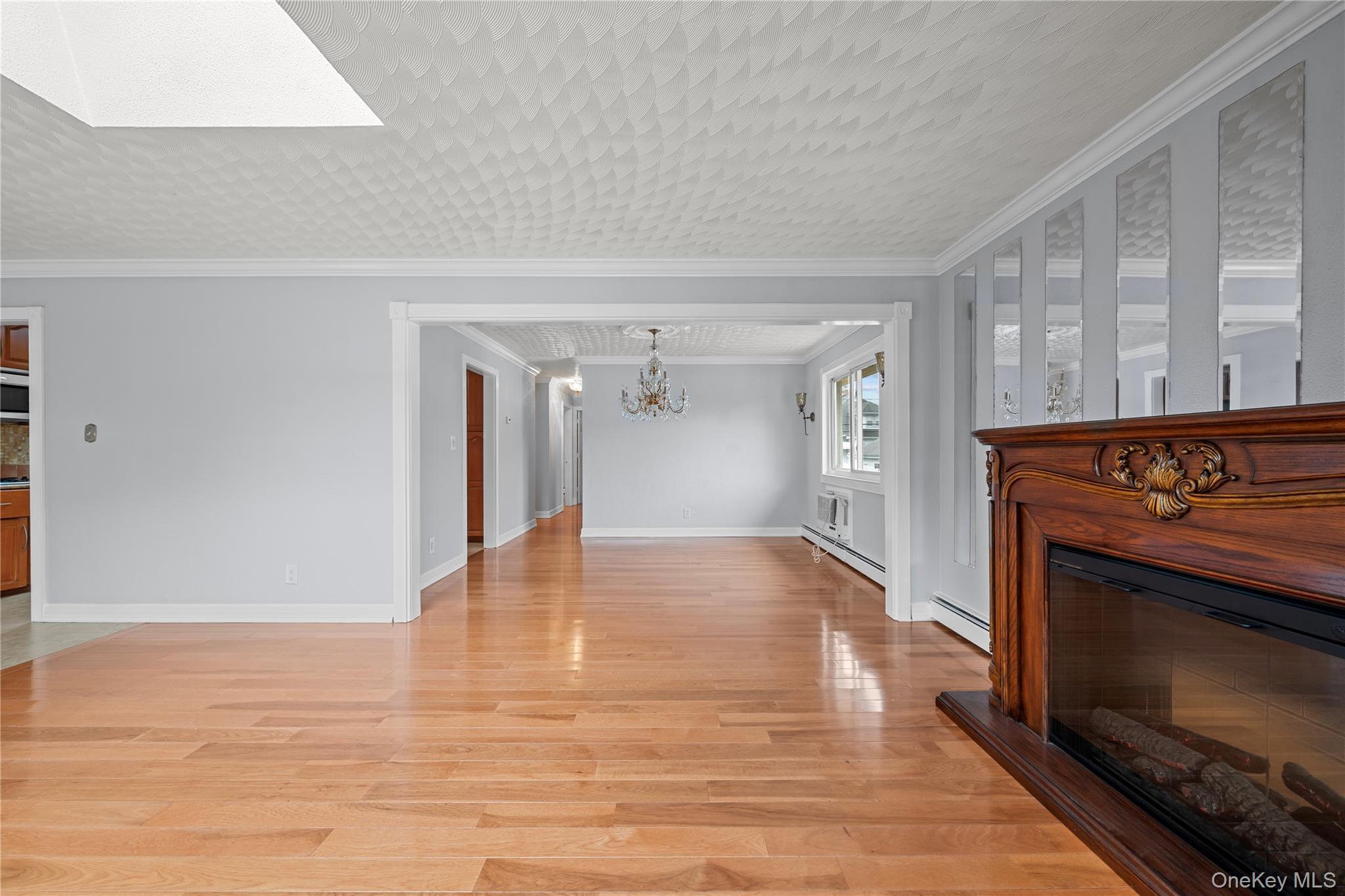 Single Family Angevine  Nassau County, NY 11550, MLS-929829-12