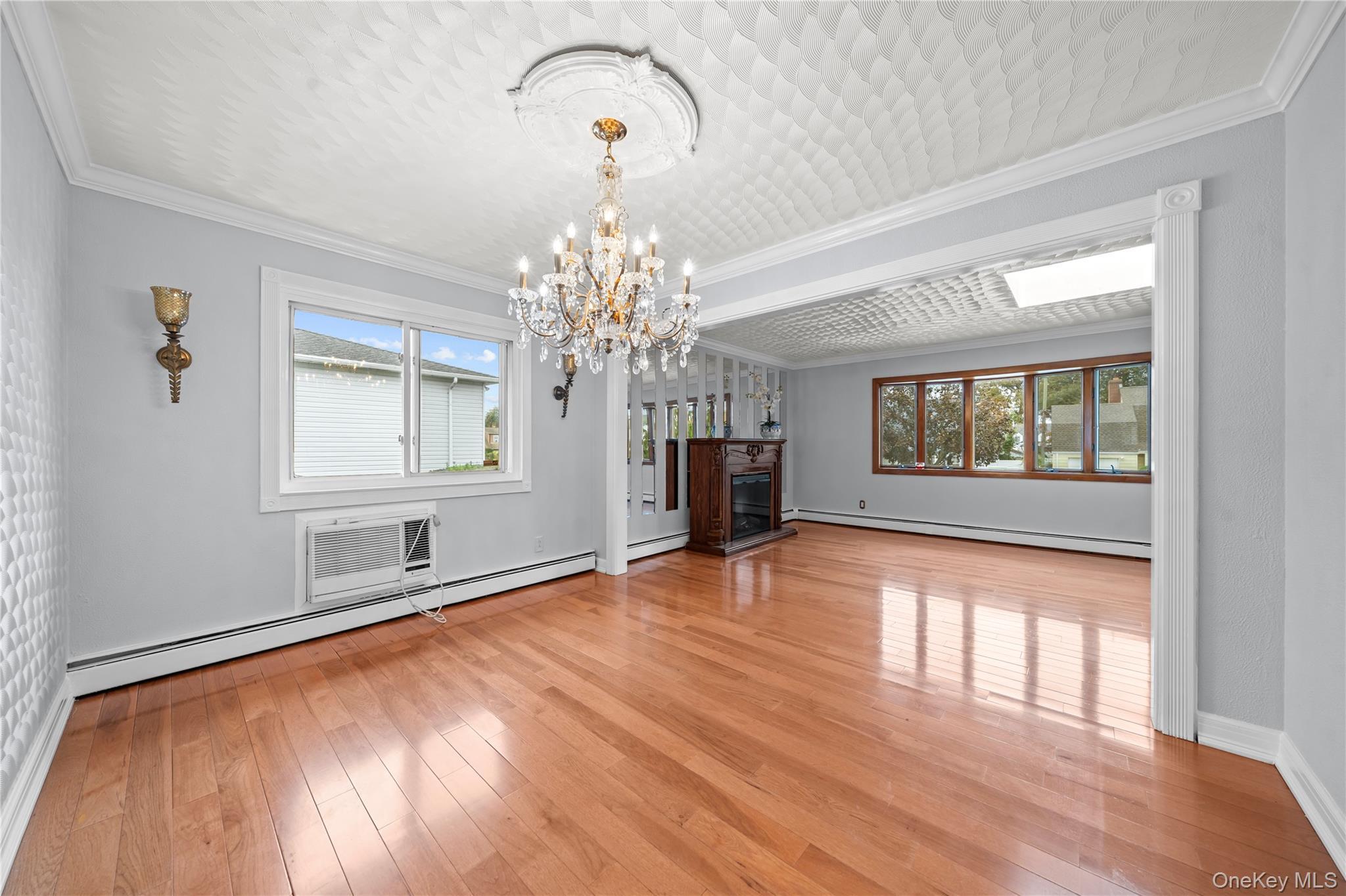 Single Family Angevine  Nassau County, NY 11550, MLS-929829-15