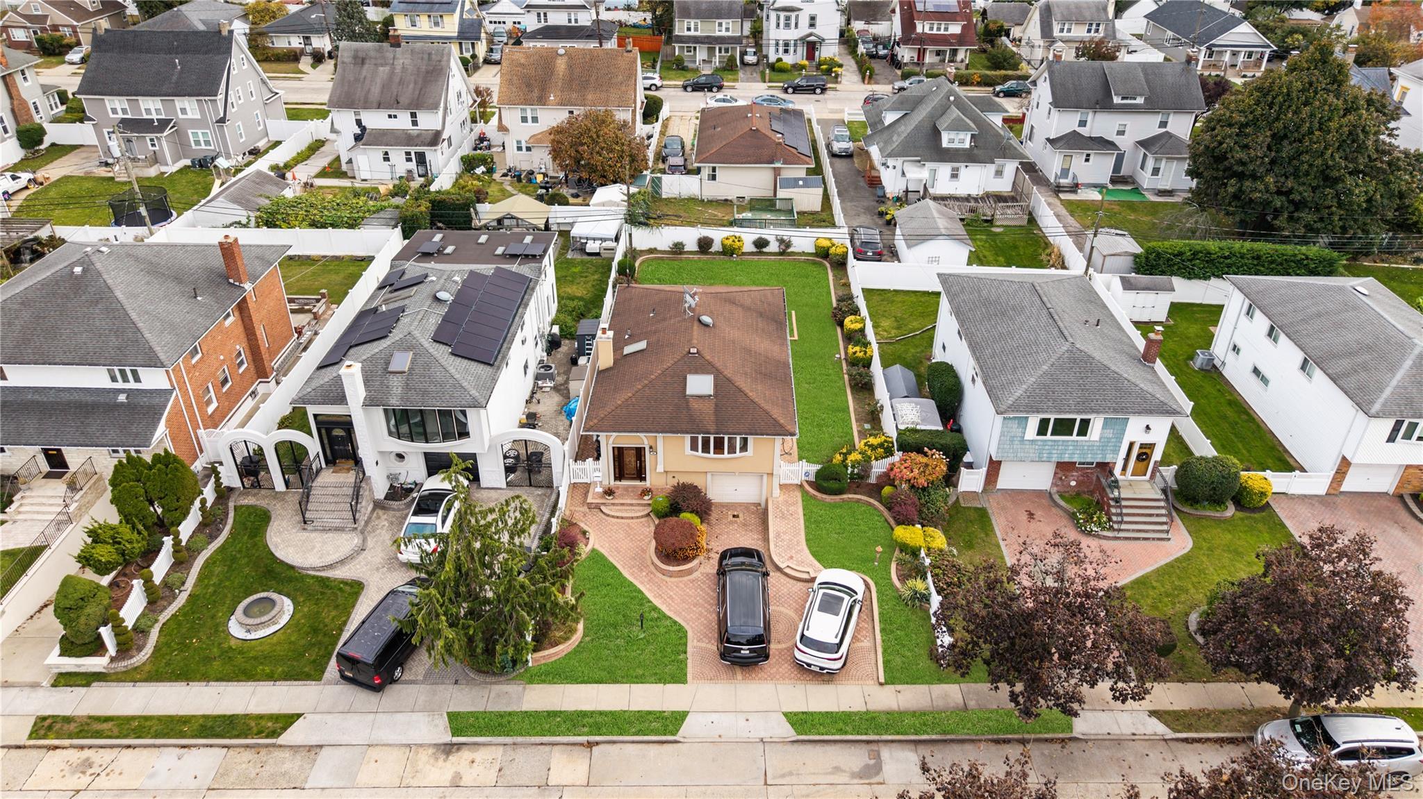 Single Family Angevine  Nassau County, NY 11550, MLS-929829-48