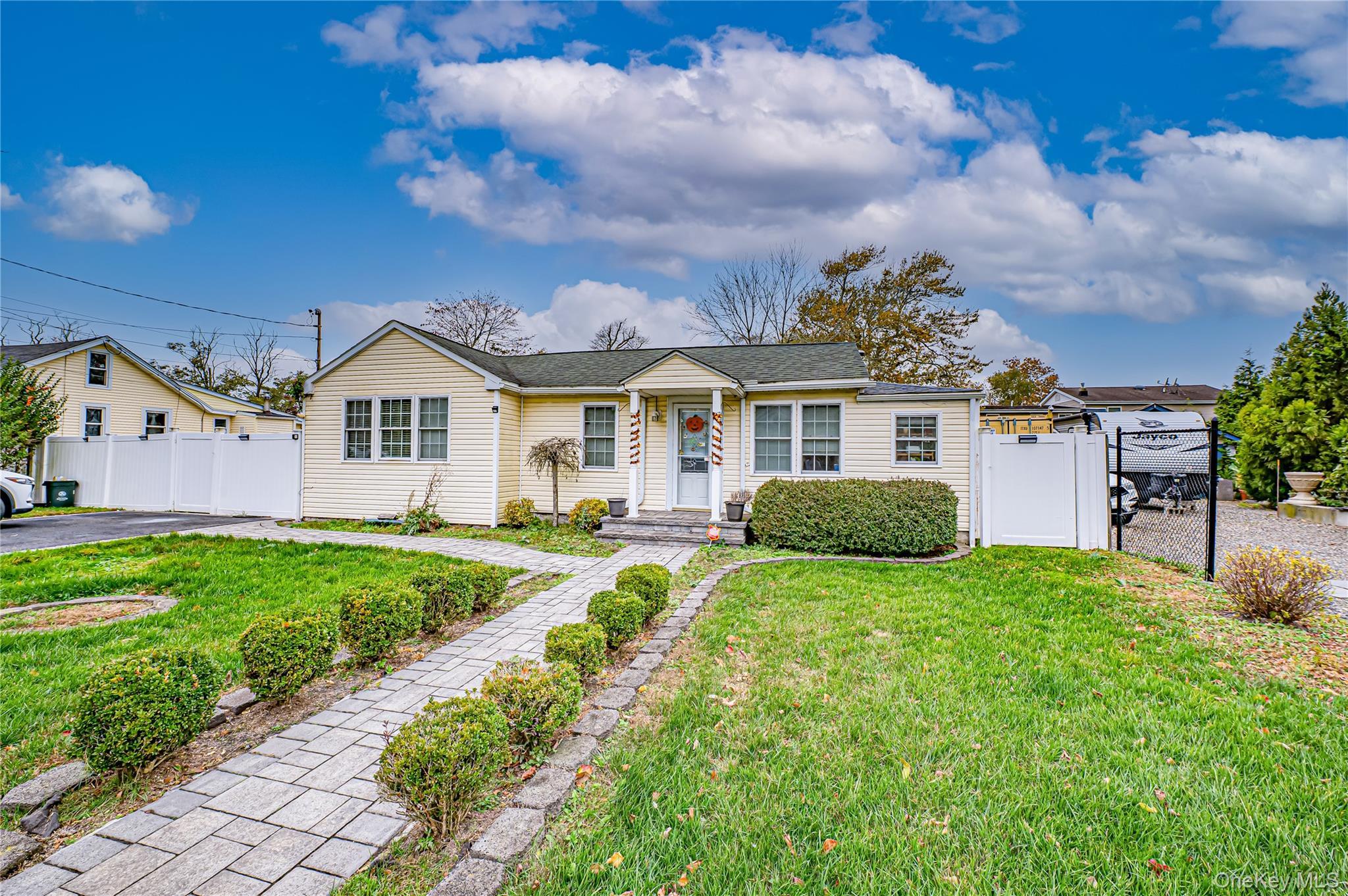 Single Family Huntington  Suffolk County, NY 11951, MLS-929845-2