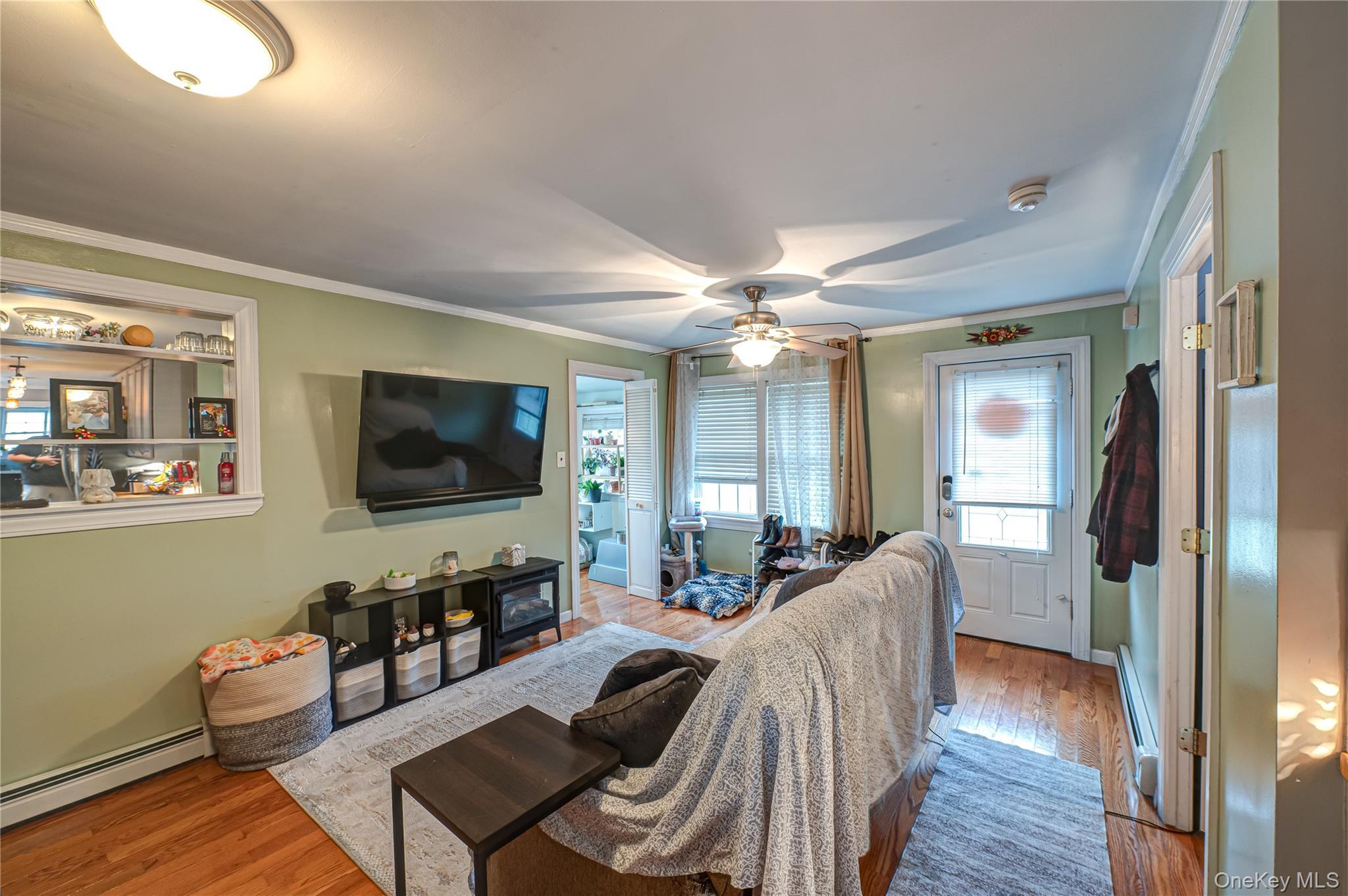 Single Family Huntington  Suffolk County, NY 11951, MLS-929845-9