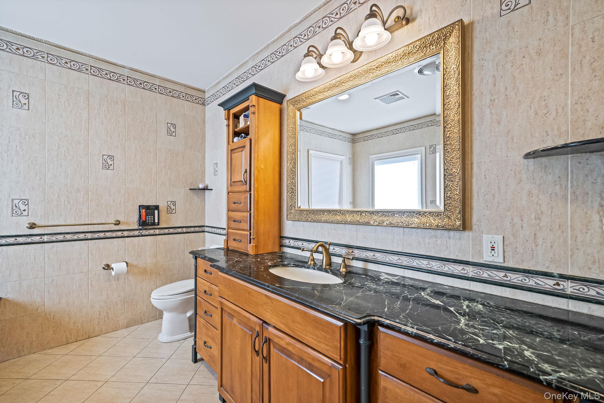 Single Family Keno Queens, NY 11423, MLS-929848-20