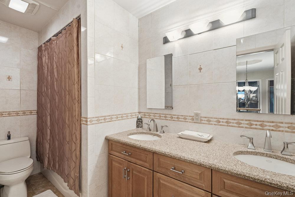 Single Family Aron Nassau County, NY 11797, MLS-929849-25