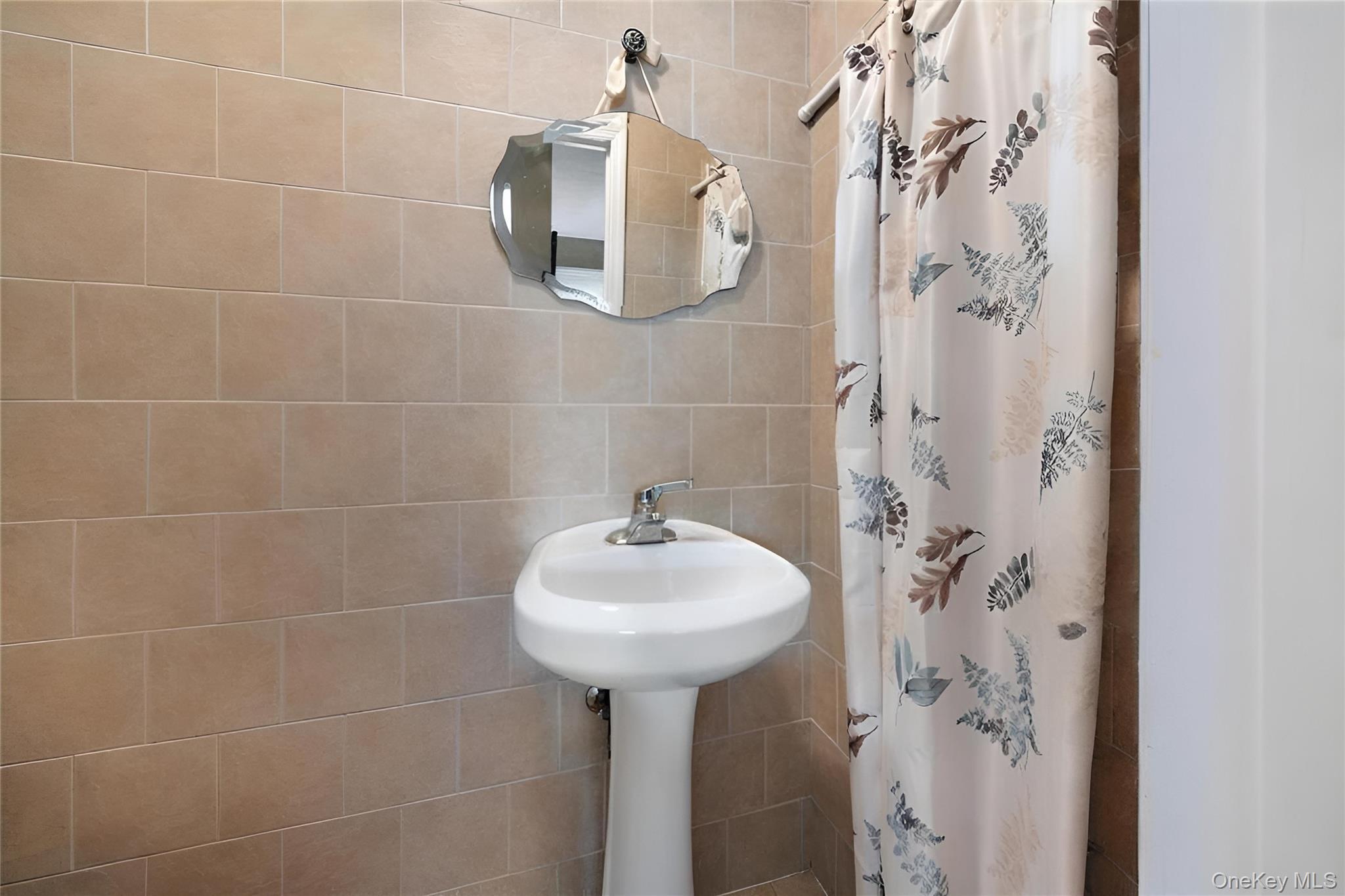 Single Family Midland Westchester County, NY 10708, MLS-929856-12