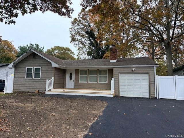 Single Family Patchogue Suffolk County, NY 11950, MLS-929864-2