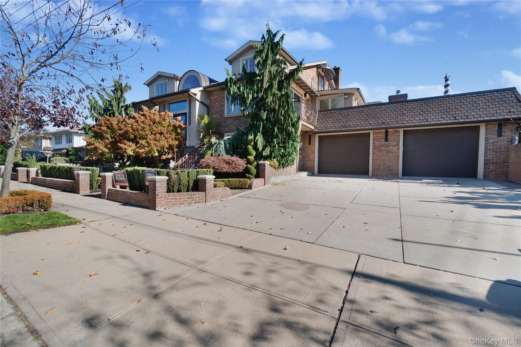 Single Family 86 Queens, NY 11414, MLS-929888-2