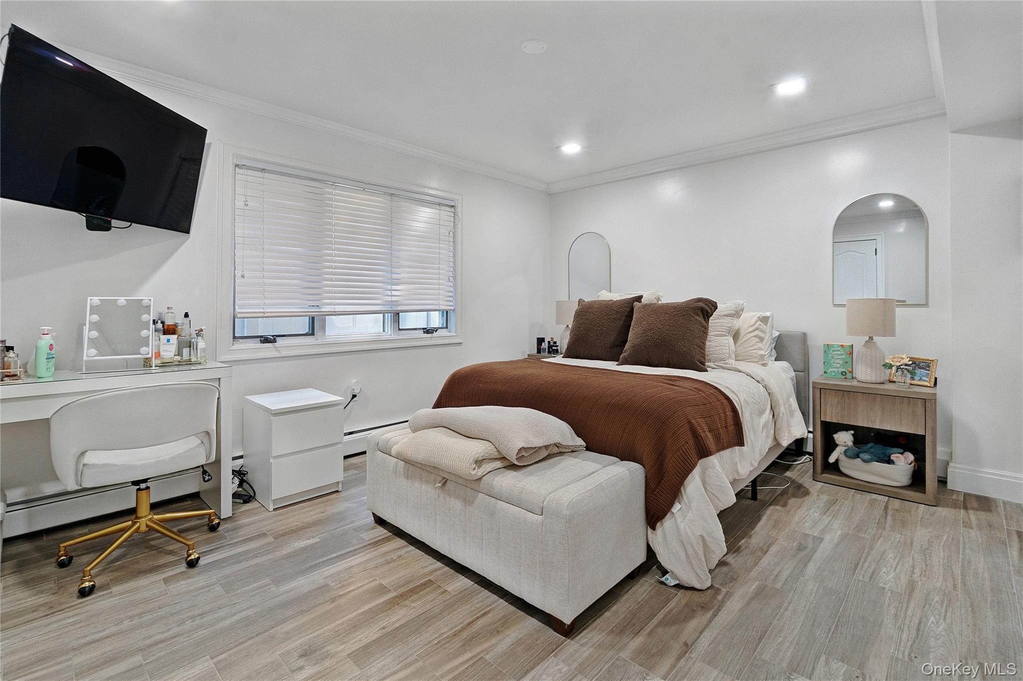 Single Family 86 Queens, NY 11414, MLS-929888-31