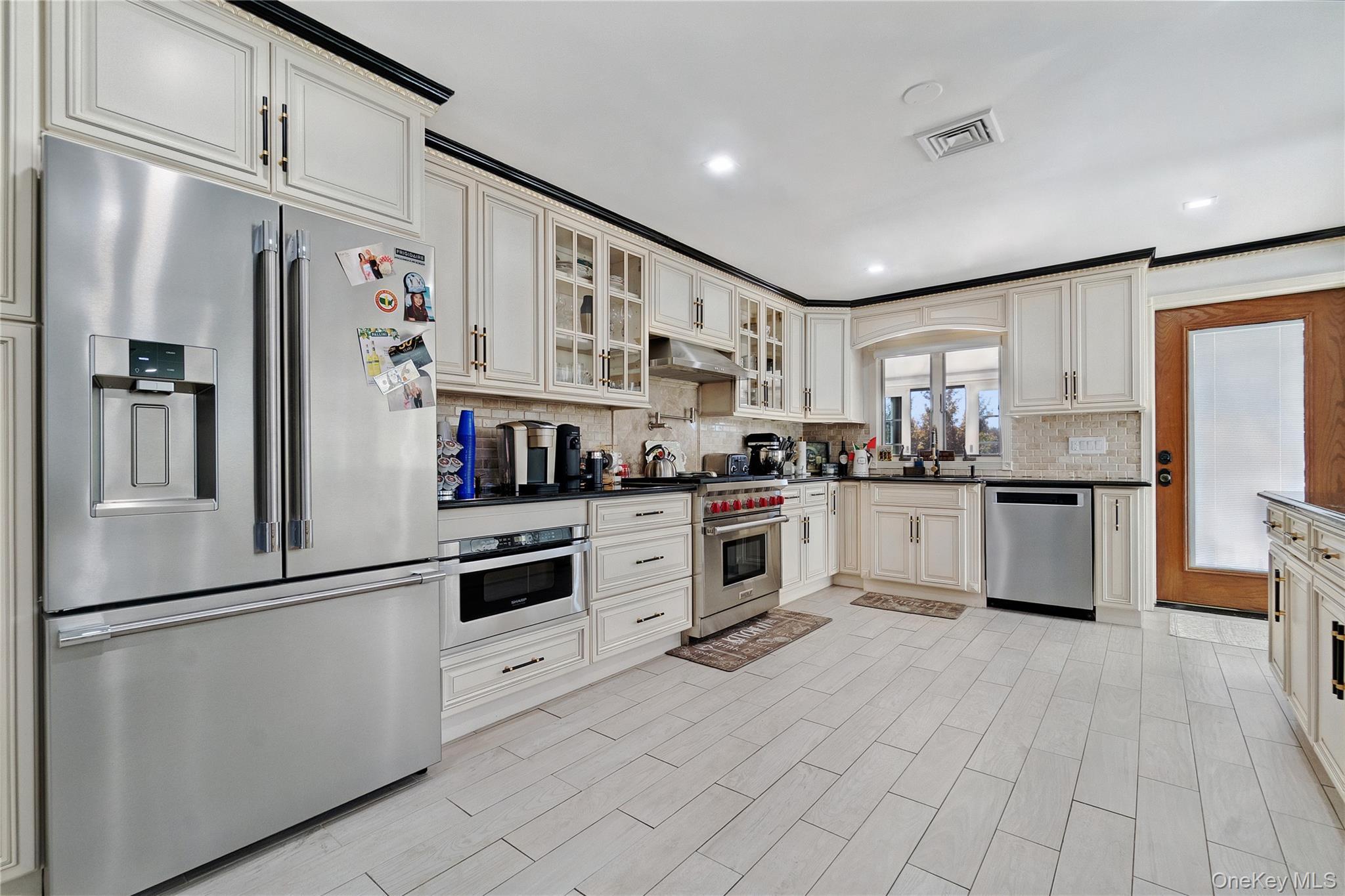 Single Family 86 Queens, NY 11414, MLS-929888-5