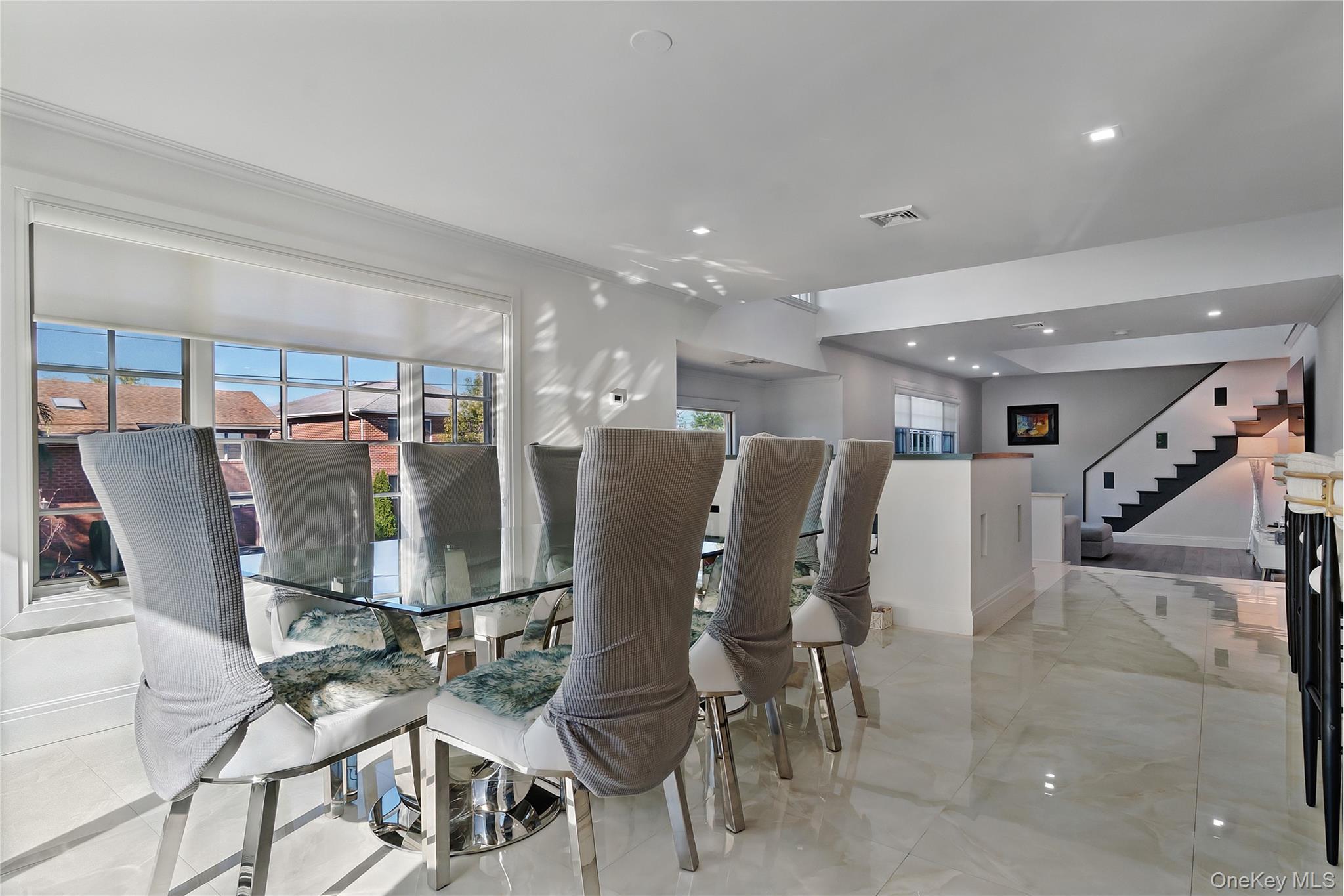 Single Family 86 Queens, NY 11414, MLS-929888-8