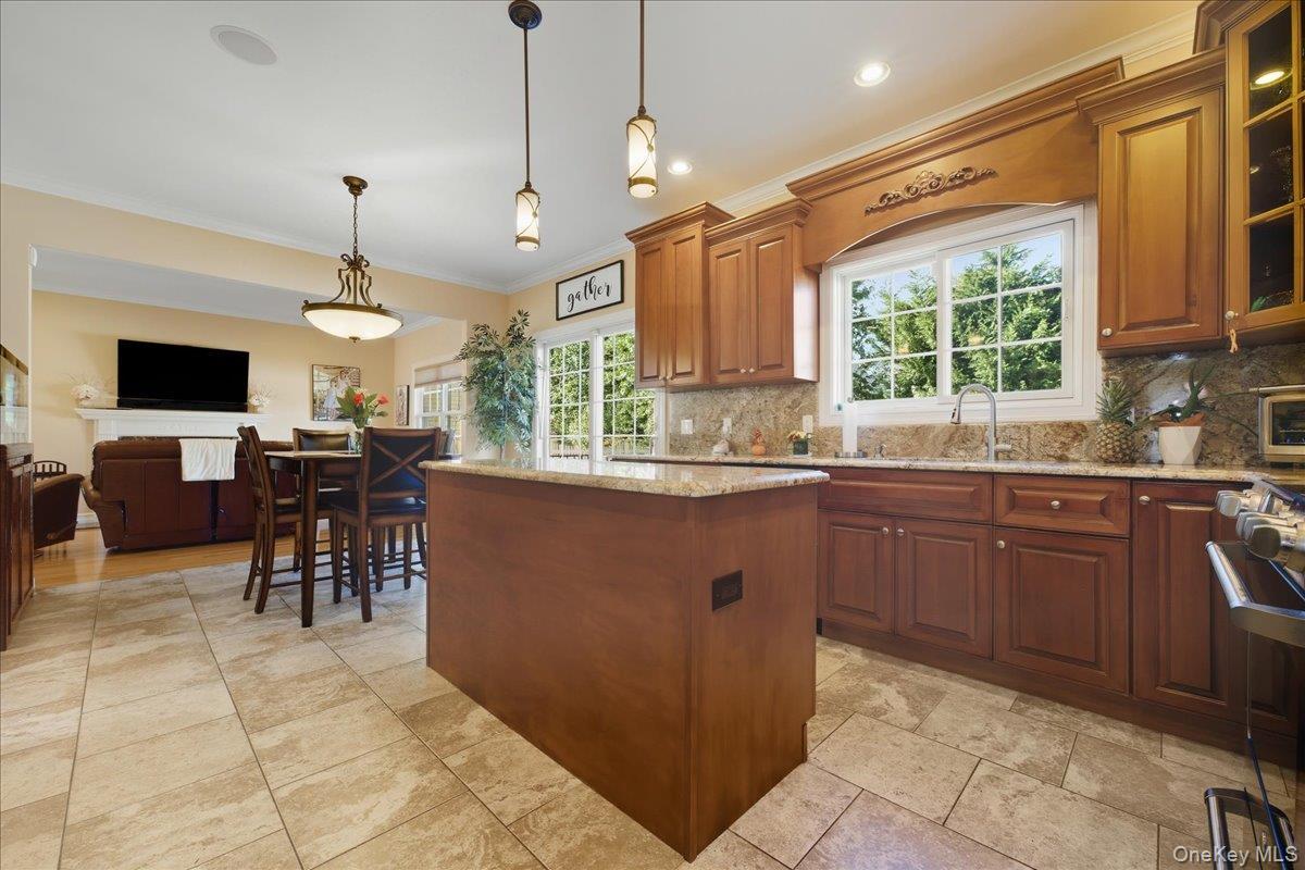 Single Family Belmont  Nassau County, NY 11040, MLS-929895-28