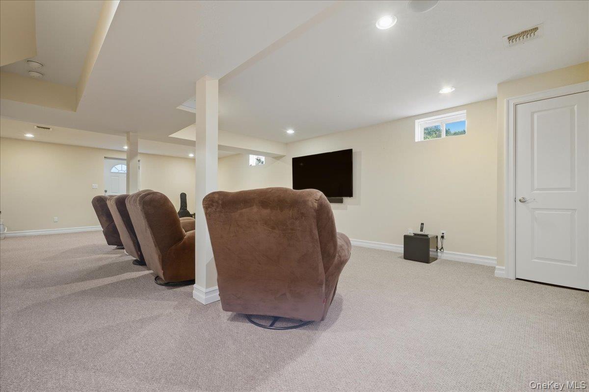 Single Family Belmont  Nassau County, NY 11040, MLS-929895-39