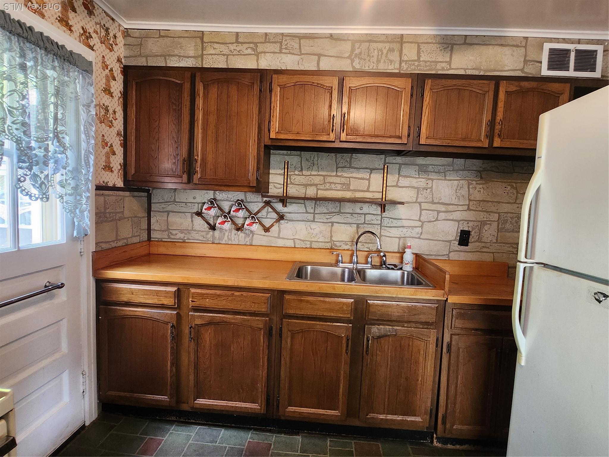 Single Family Red Barn  Dutchess County, NY 12538, MLS-929912-5