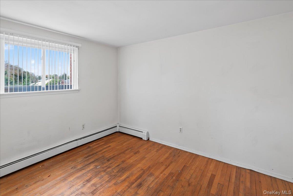 Single Family Longstreet Suffolk County, NY 11755, MLS-929951-11