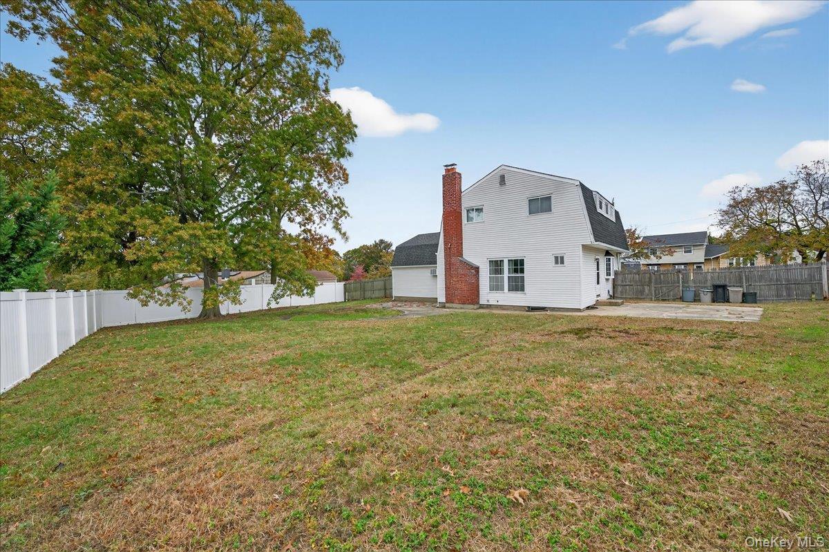 Single Family Longstreet  Suffolk County, NY 11755, MLS-929951-14