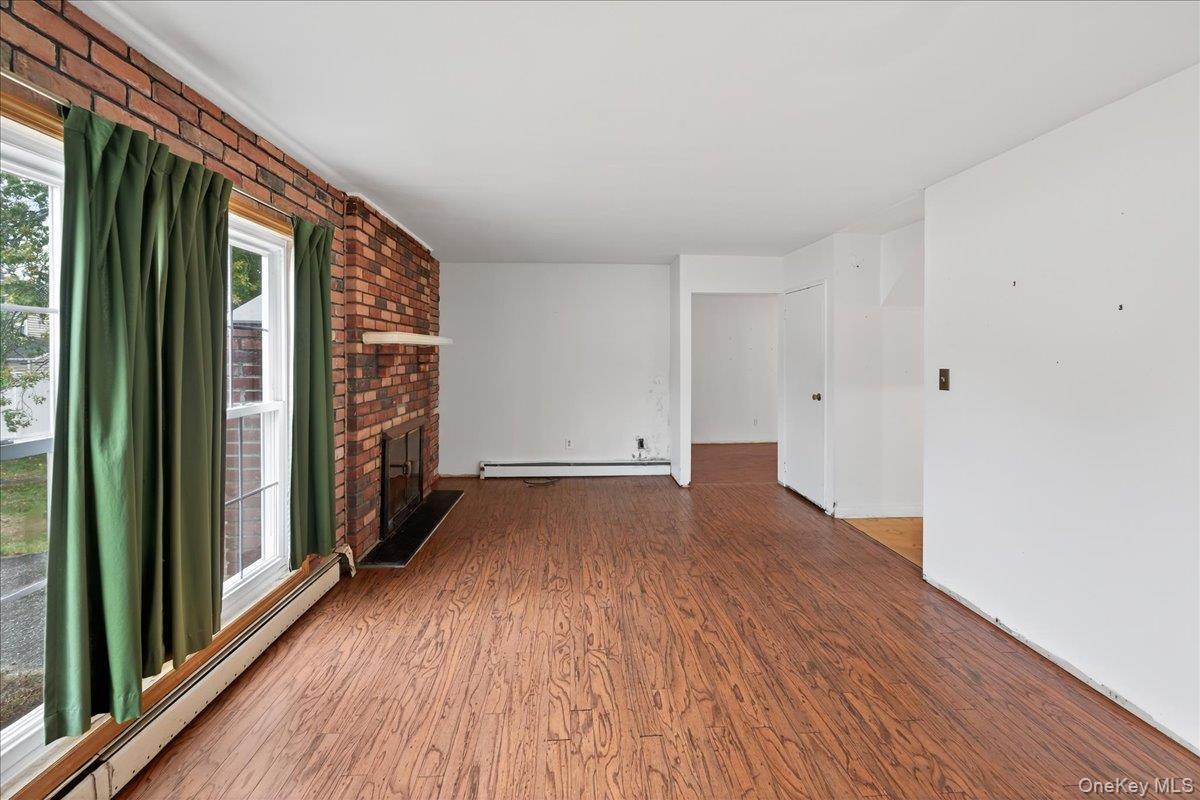 Single Family Longstreet Suffolk County, NY 11755, MLS-929951-3