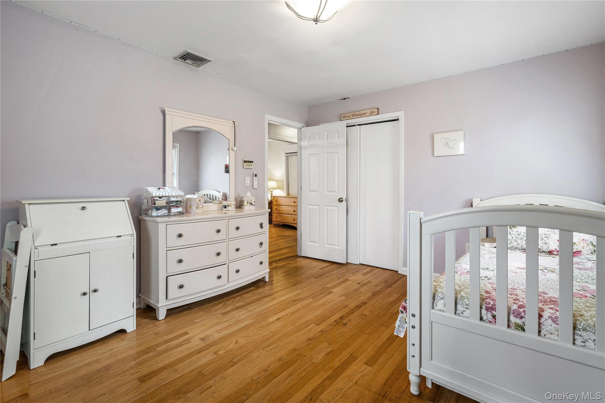 Single Family Hilltop  Westchester County, NY 10560, MLS-929960-17